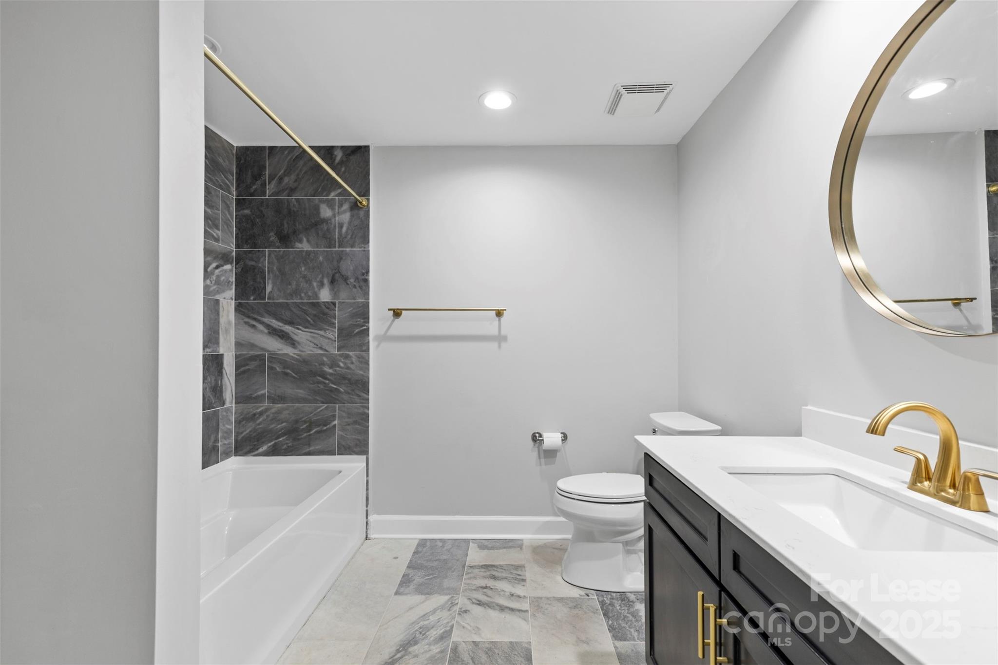 1315 East Boulevard Unit: 322