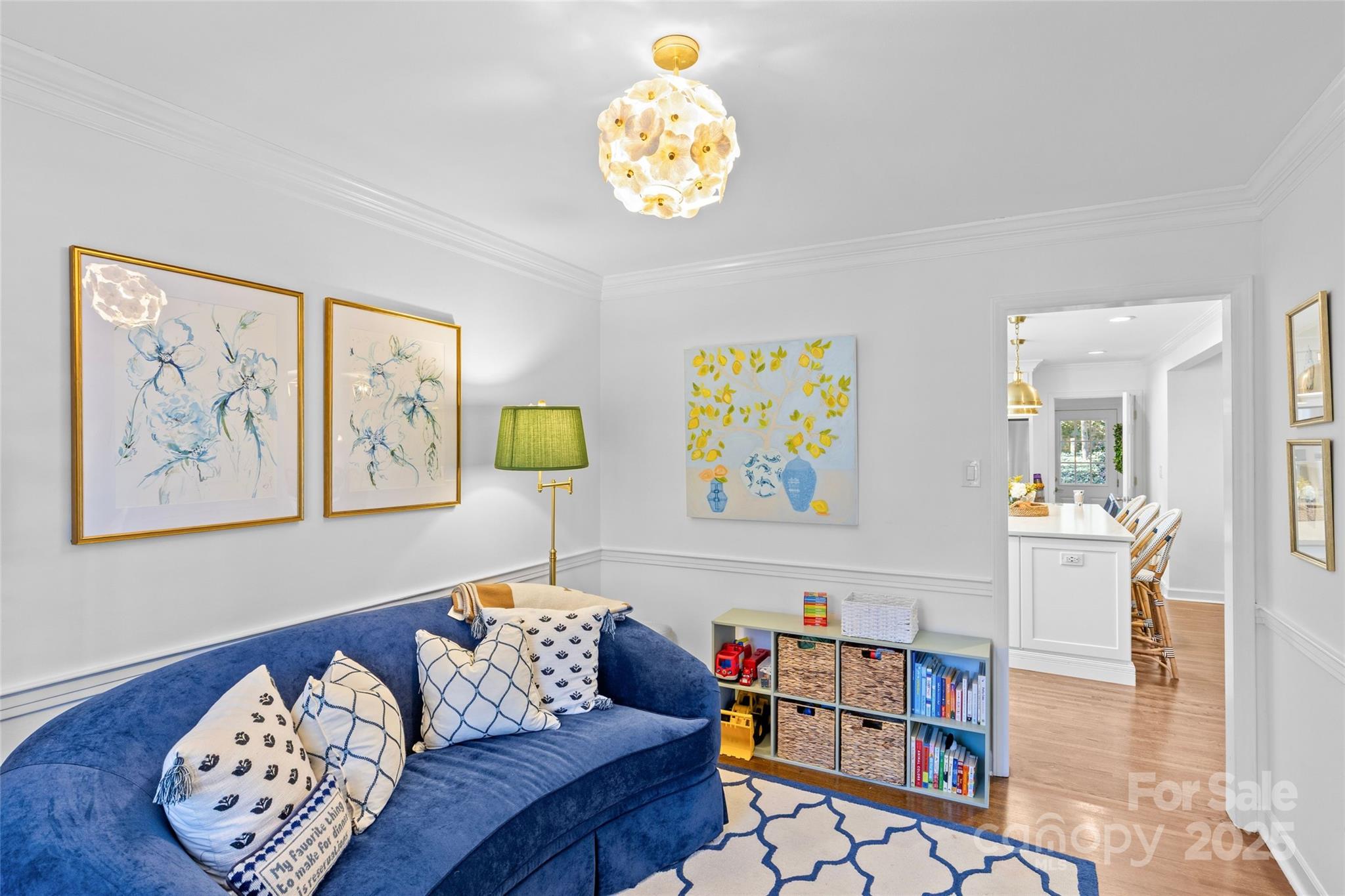 7526 Whistlestop Road