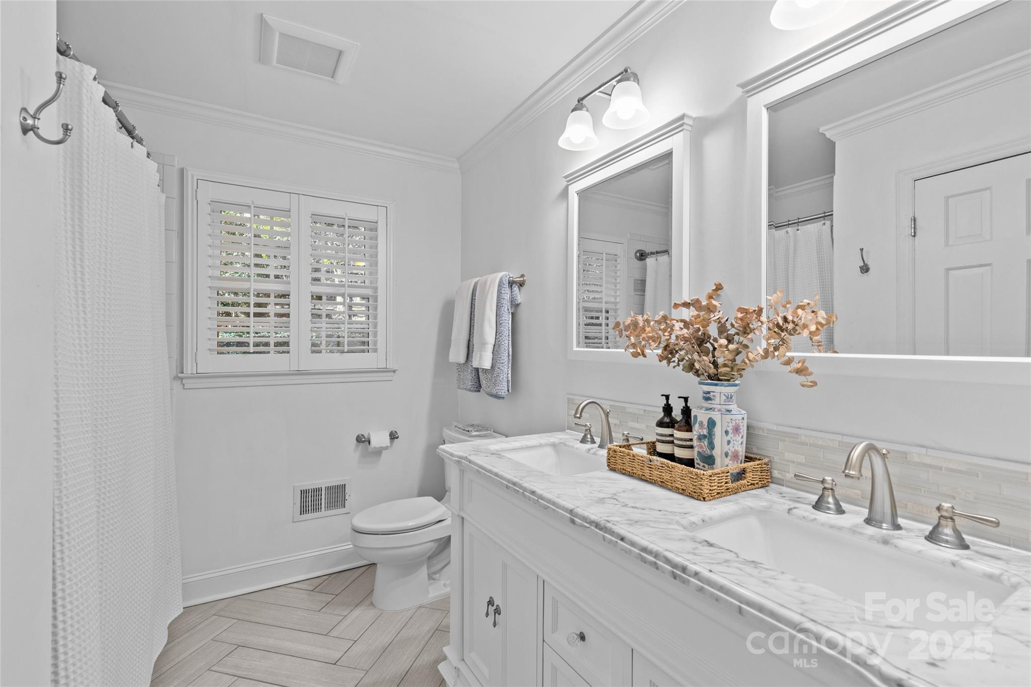 7526 Whistlestop Road