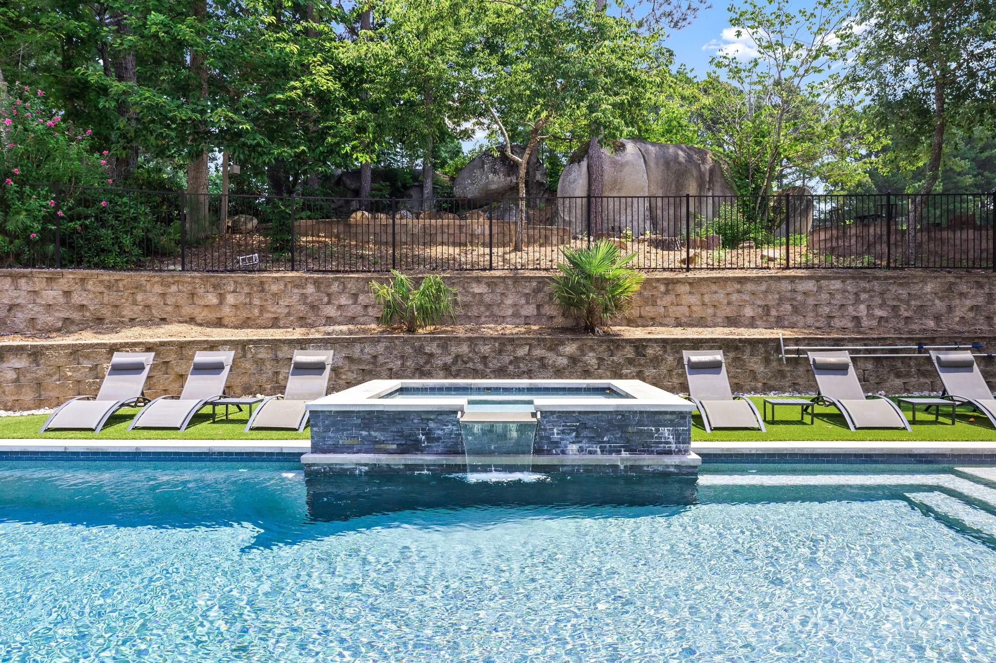 1486 Winged Foot Drive