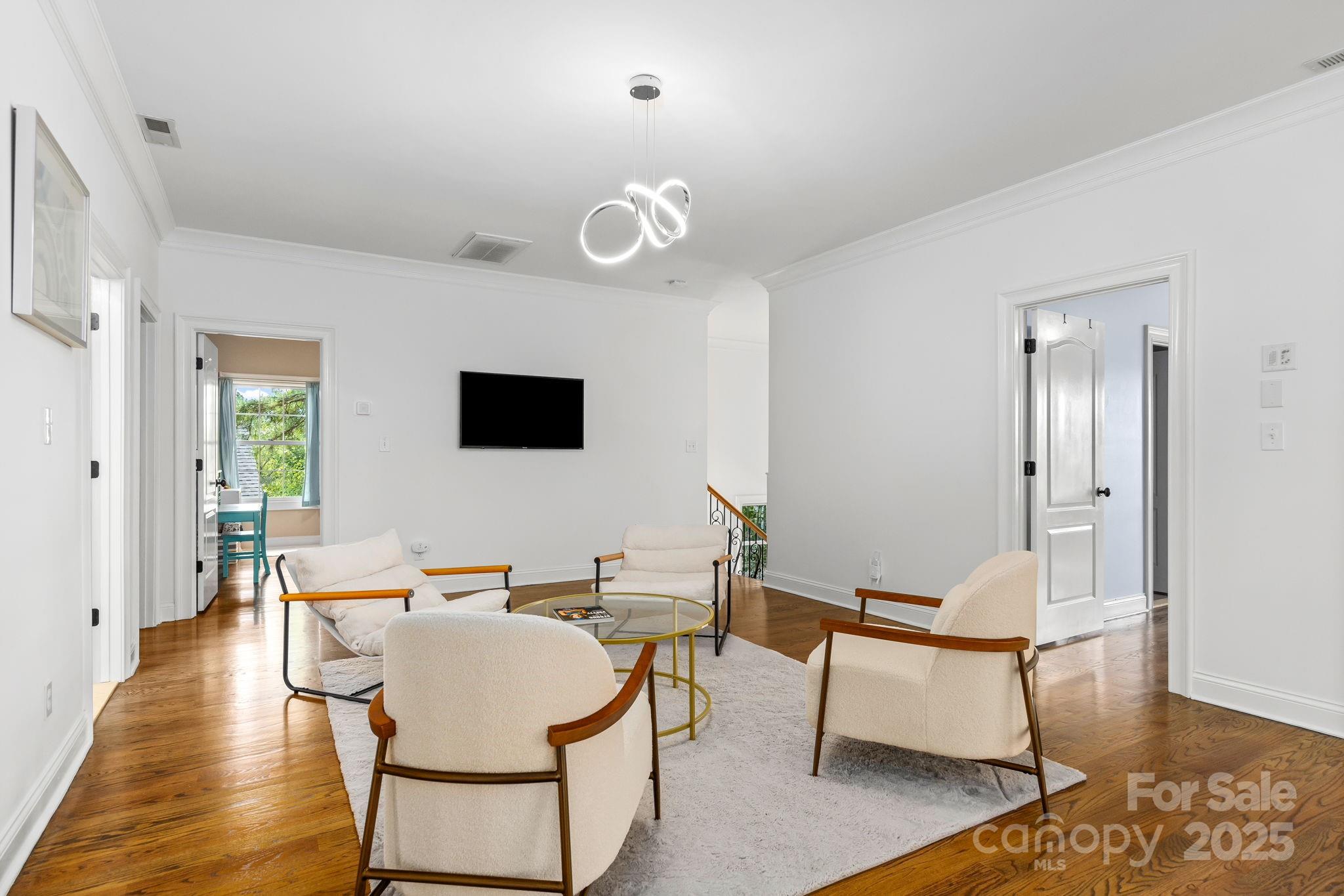 1486 Winged Foot Drive