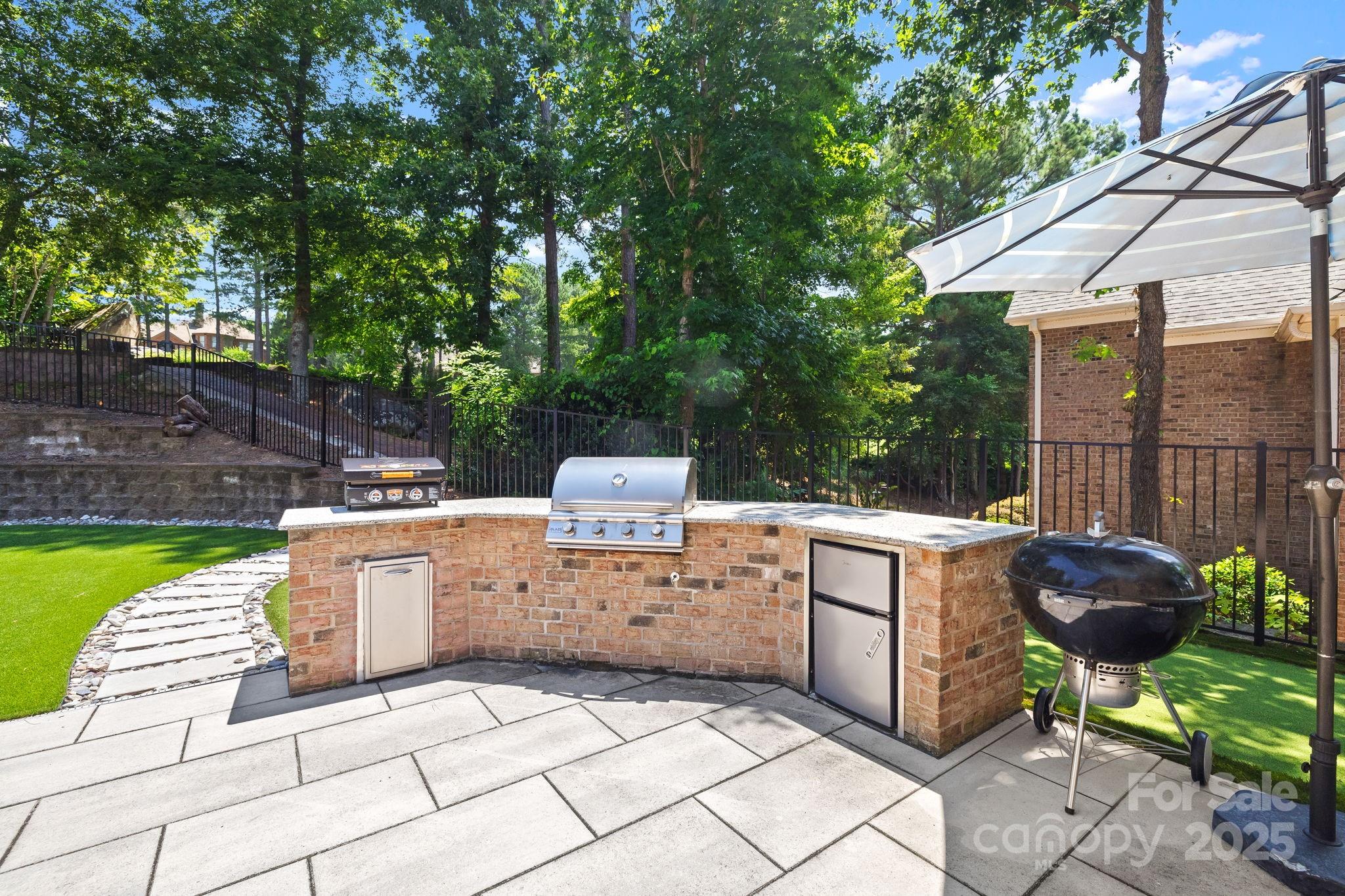 1486 Winged Foot Drive