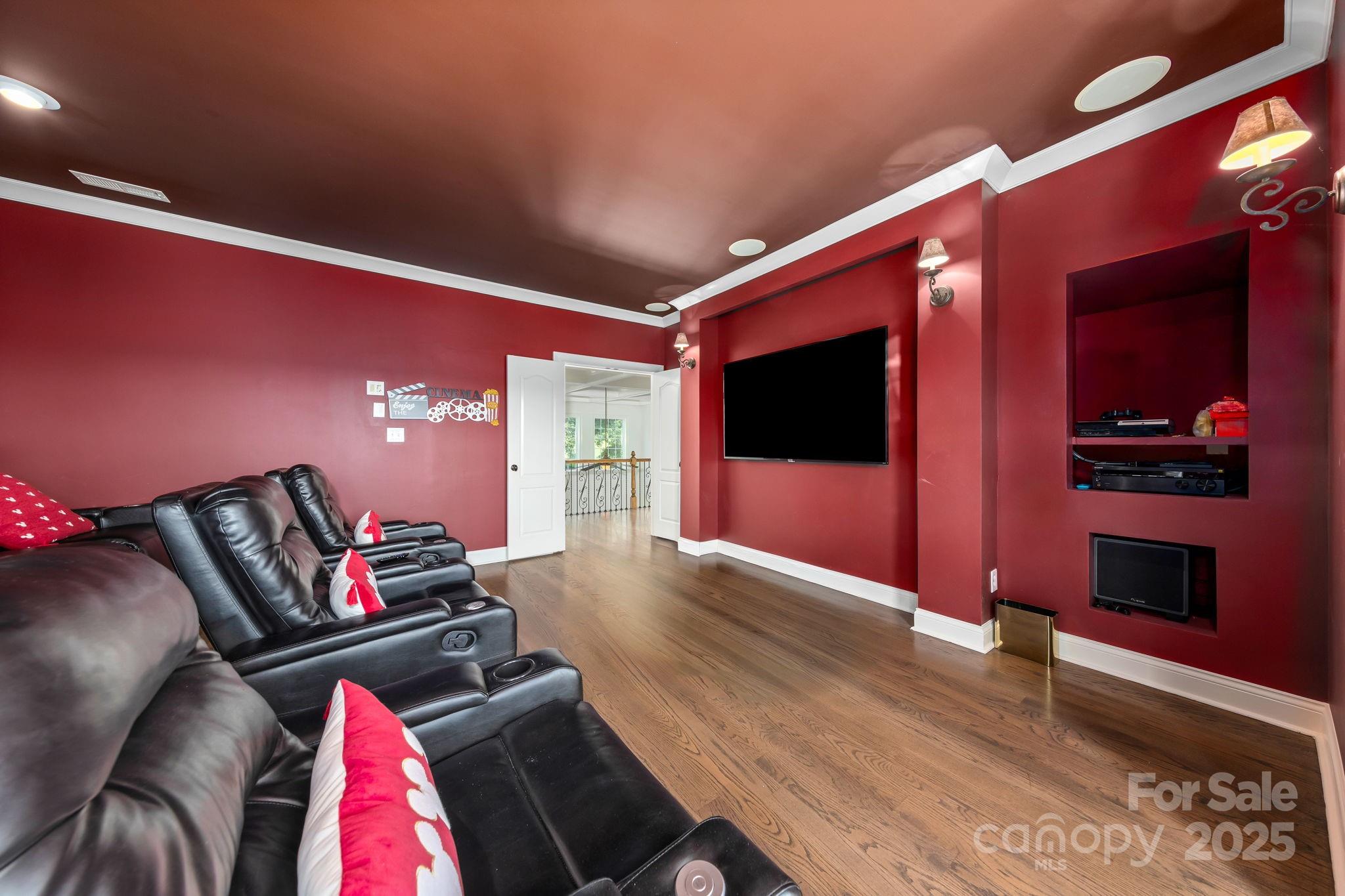 1486 Winged Foot Drive