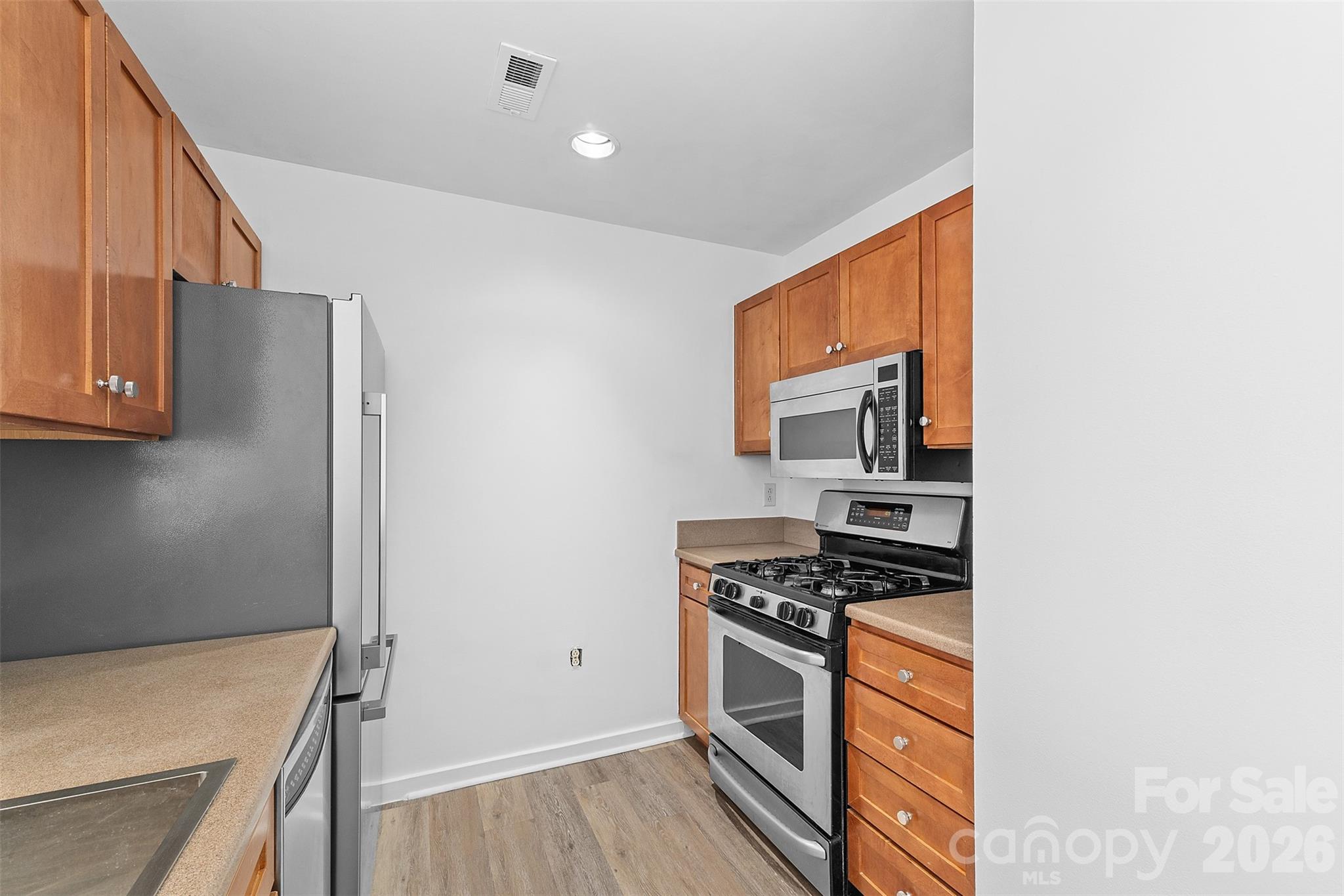 715 N Church Street Unit: 502