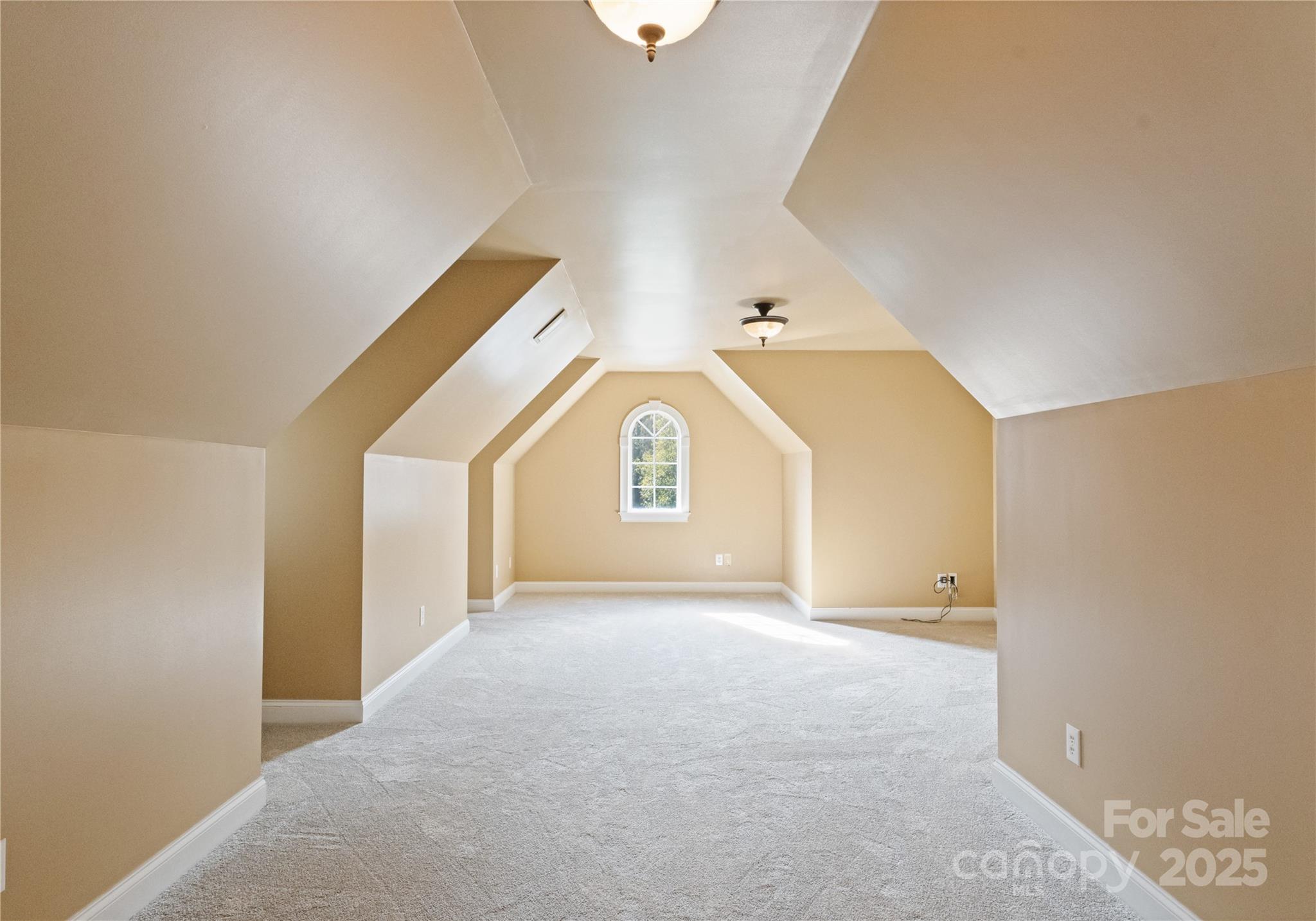 6412 Robin Hollow Drive