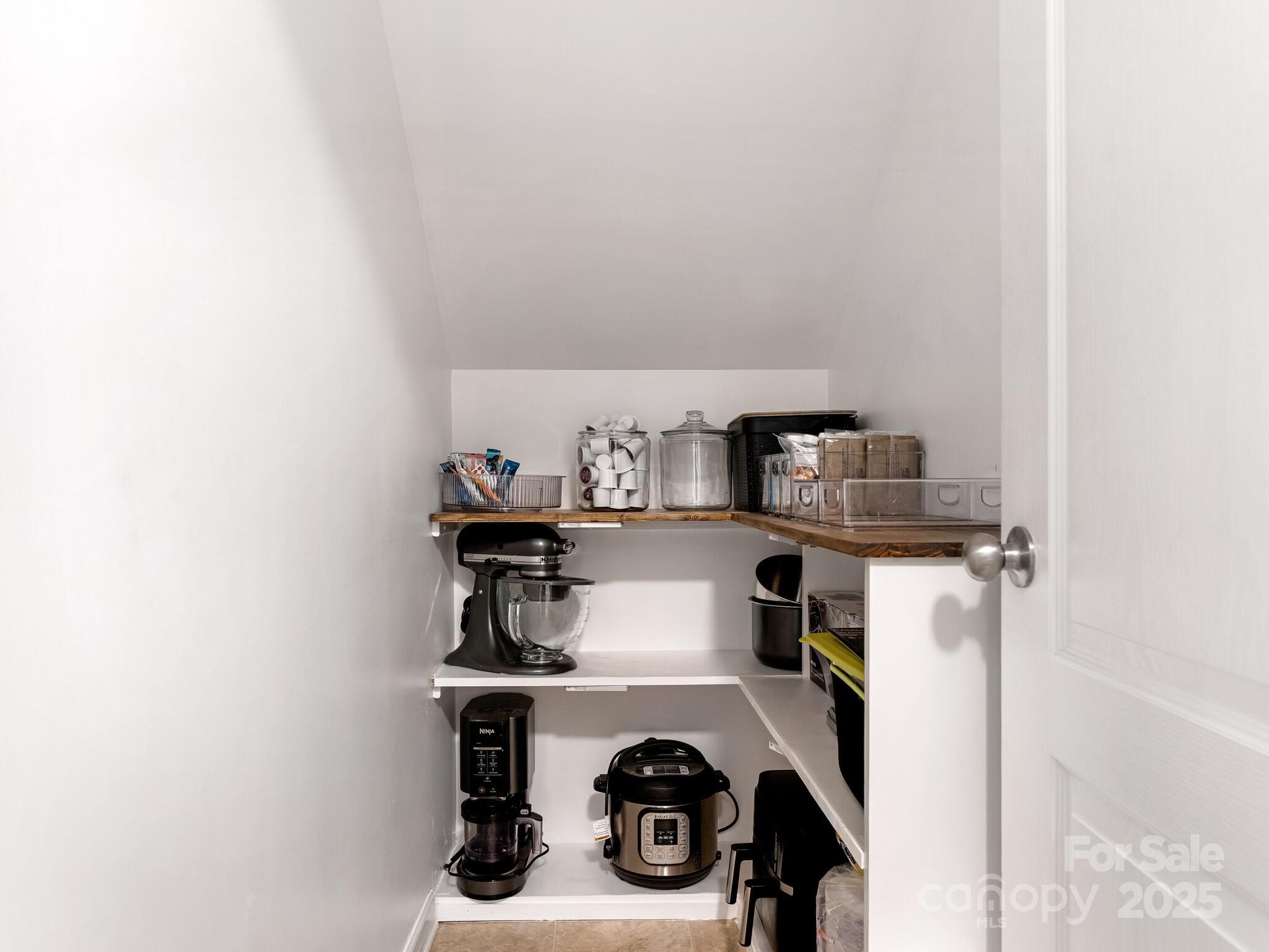 13118 Great Laurel Road