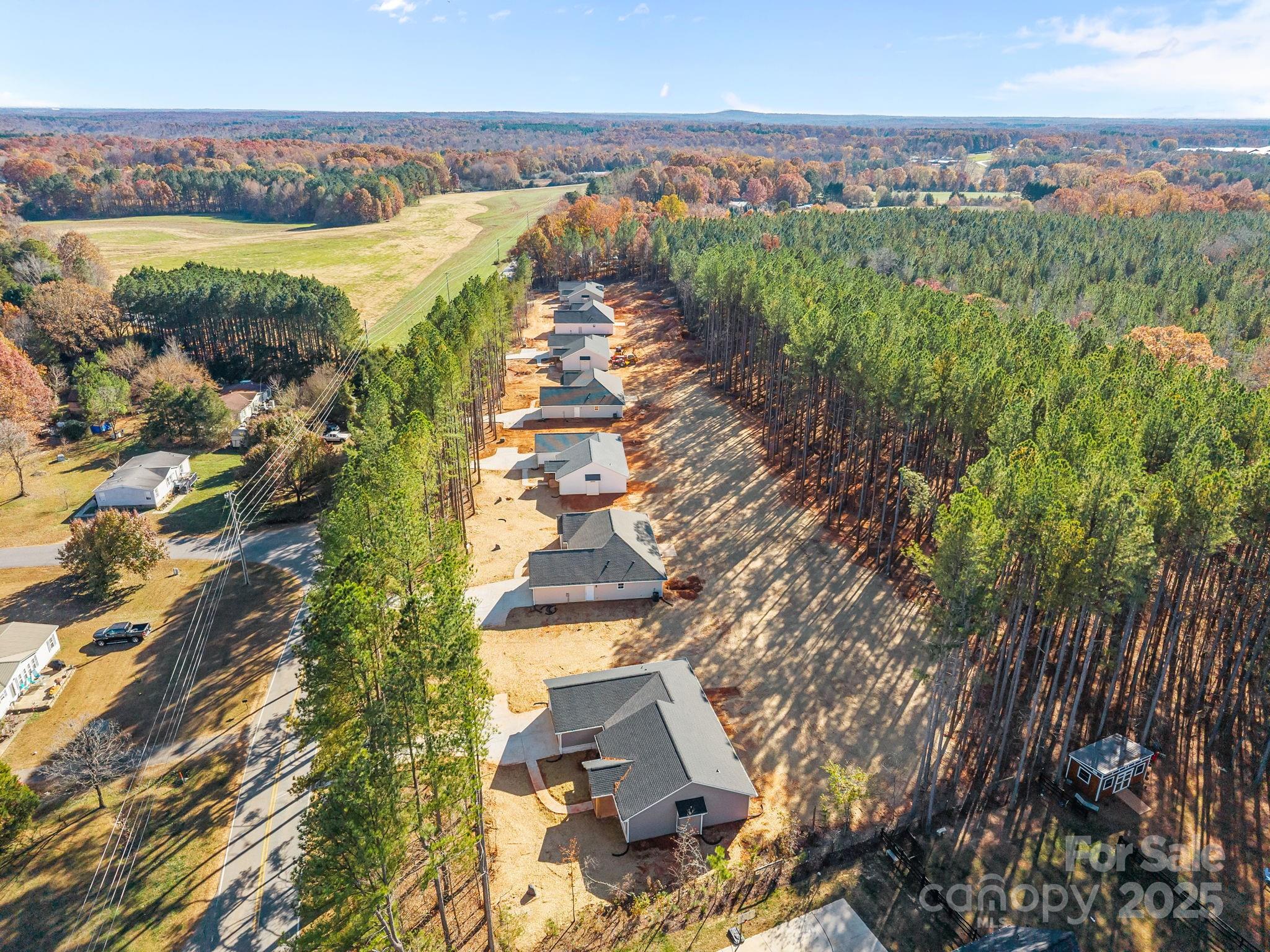 2319 Lee Lawing Road