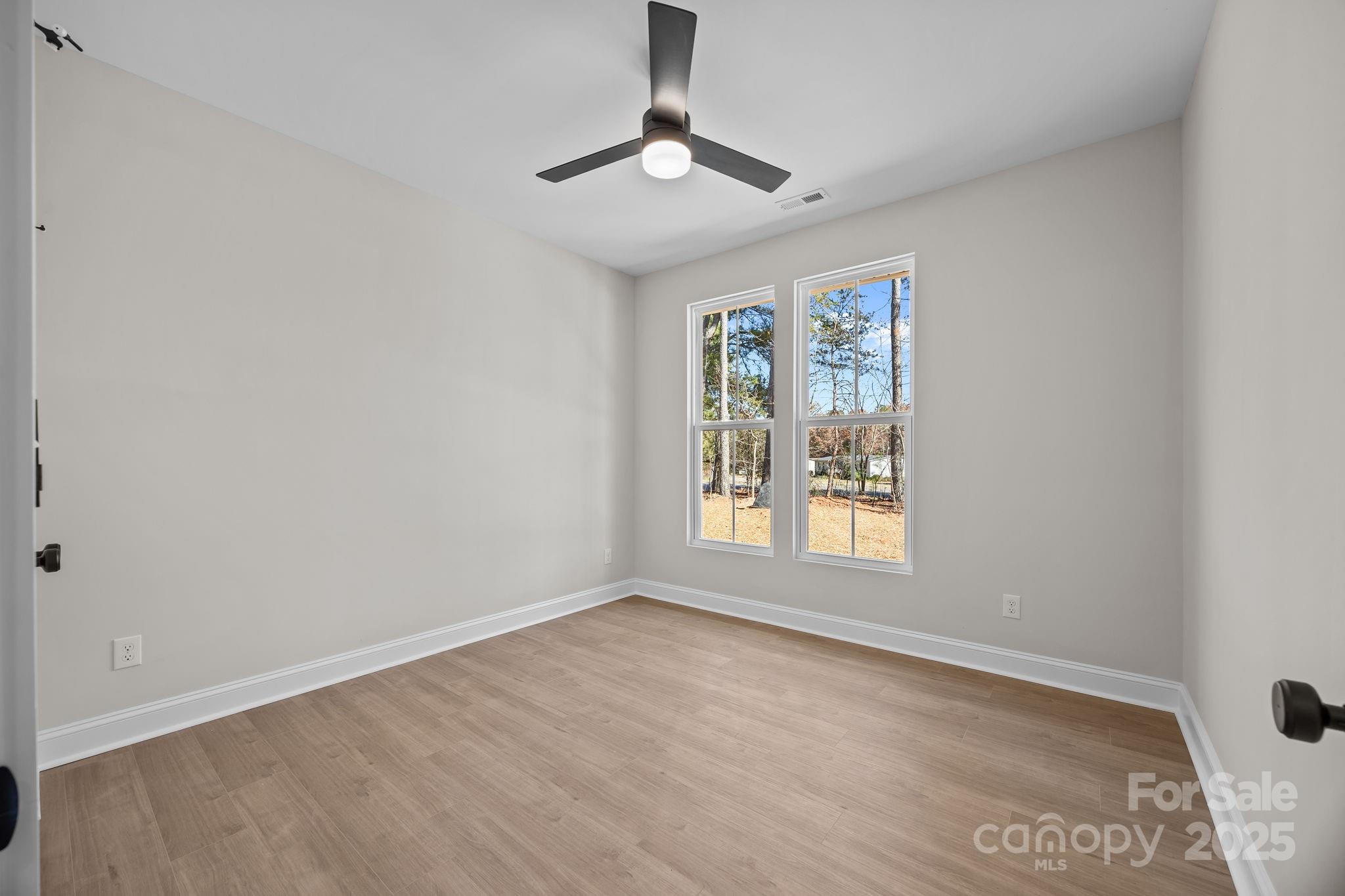 2319 Lee Lawing Road