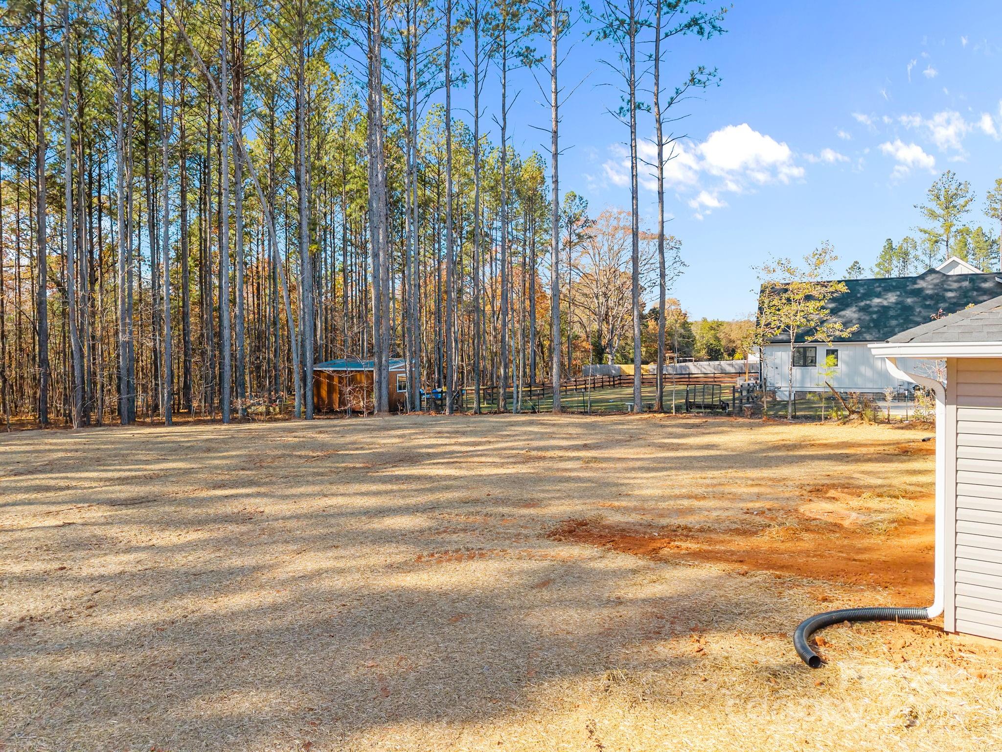 2319 Lee Lawing Road