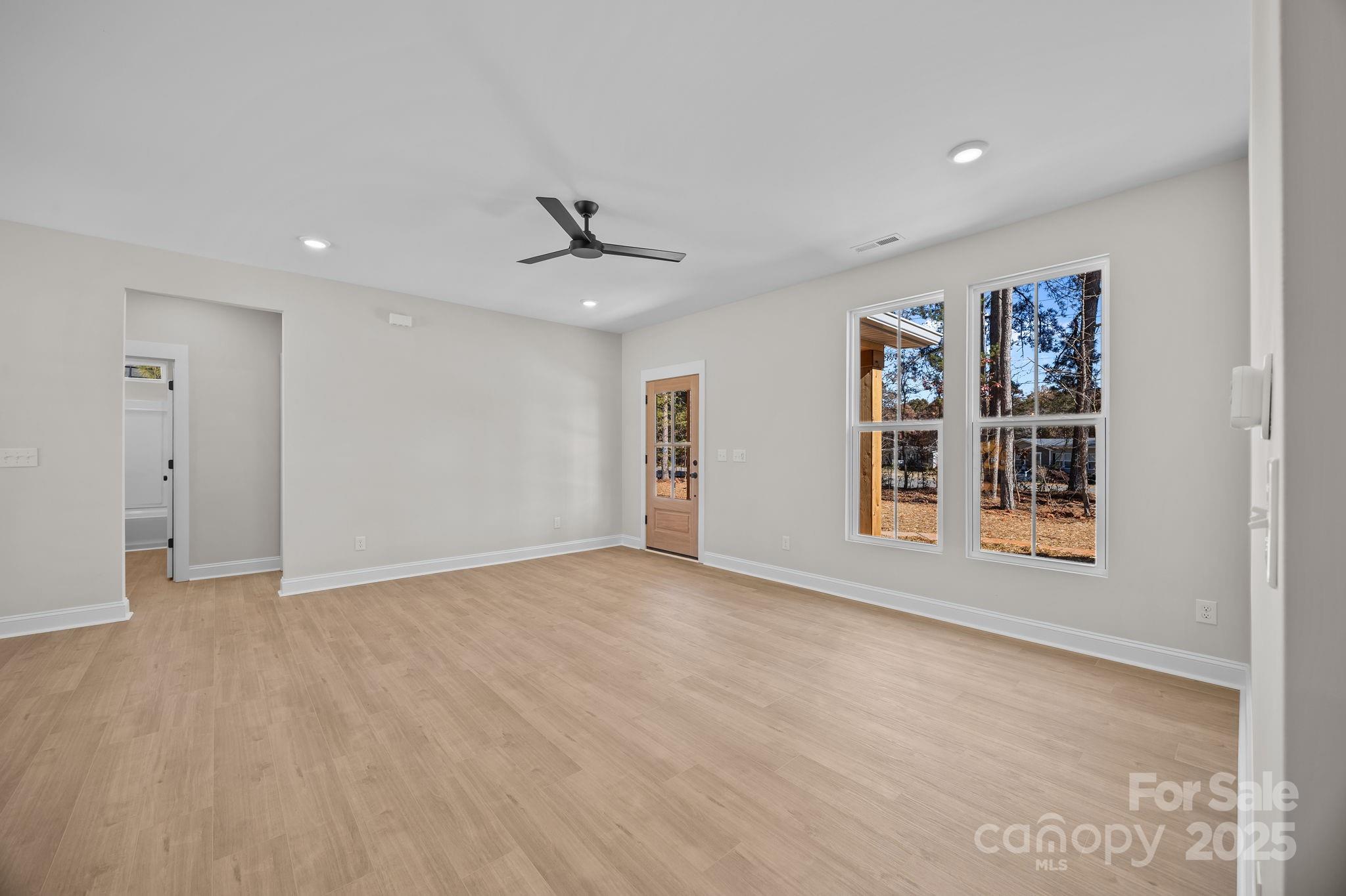 2319 Lee Lawing Road