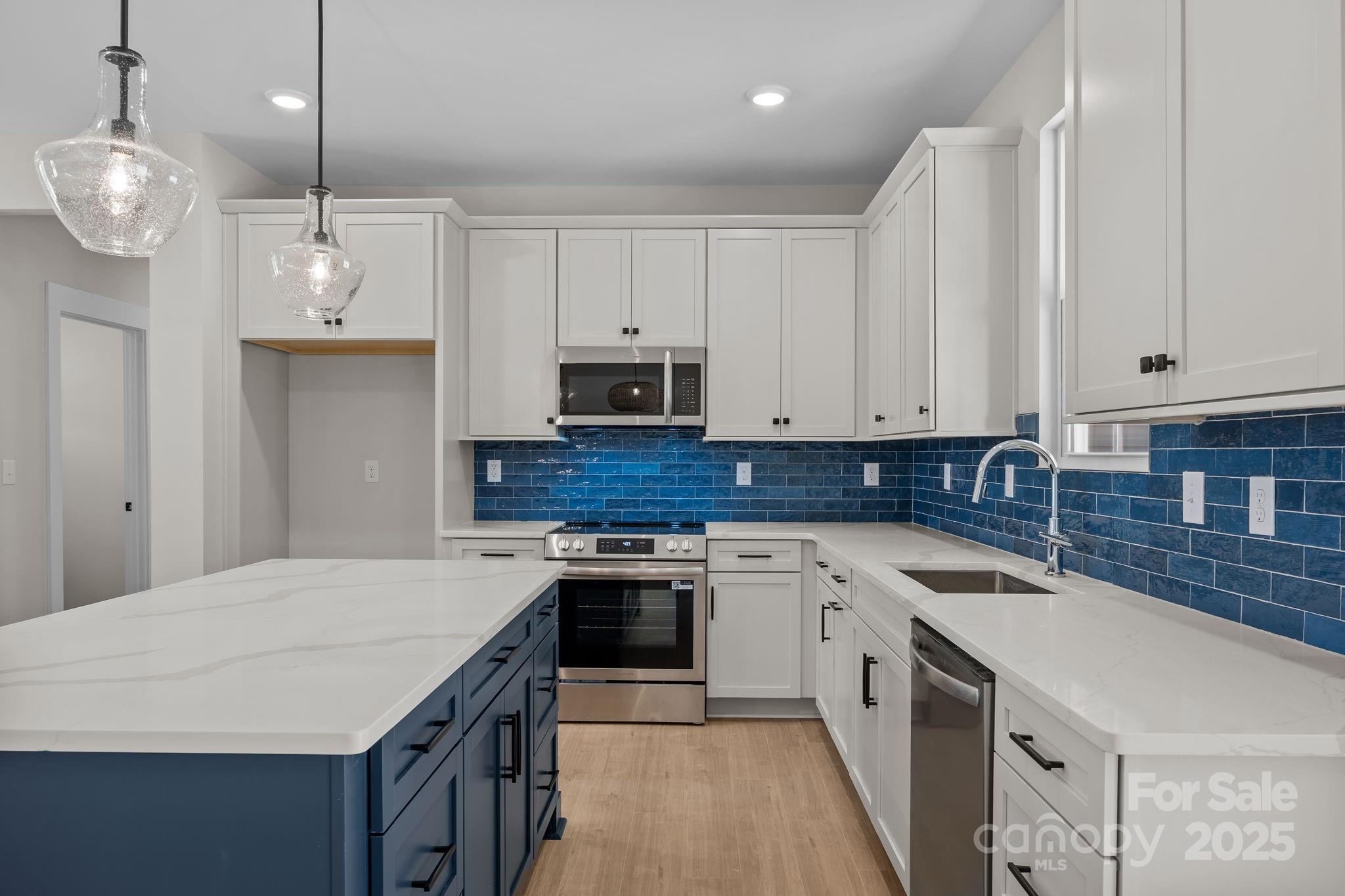 2319 Lee Lawing Road