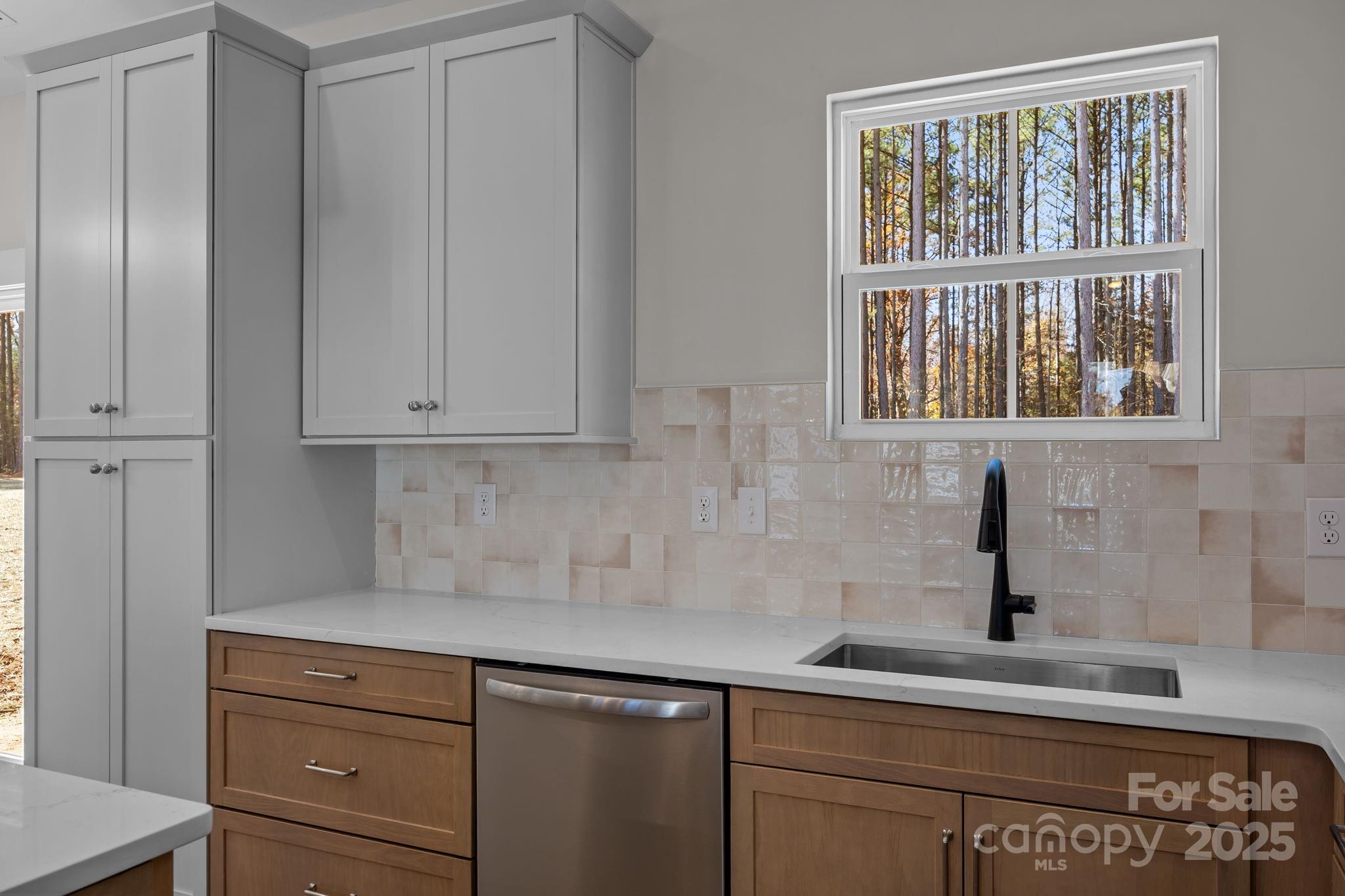 2307 Lee Lawing Road