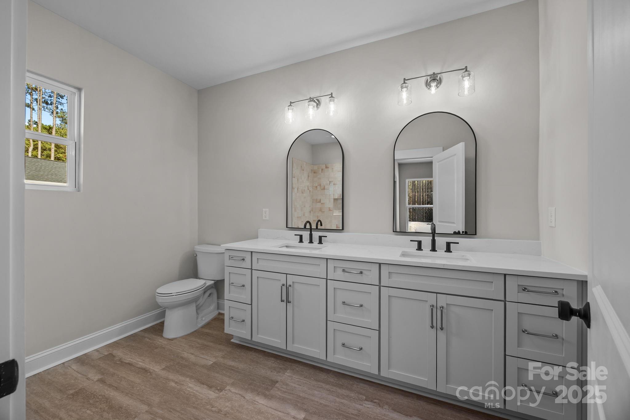 2307 Lee Lawing Road