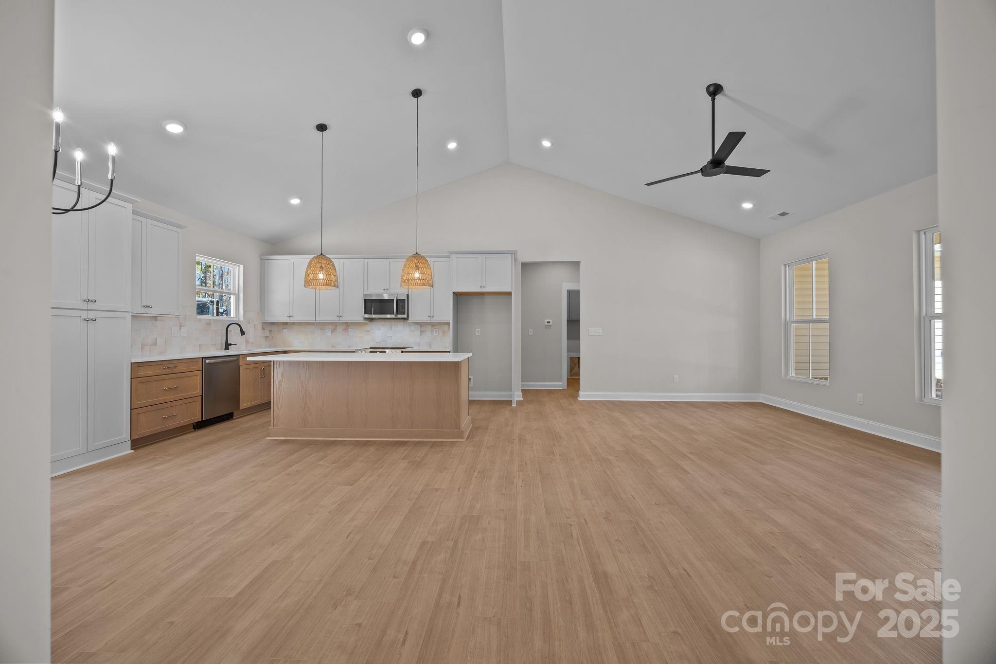 2307 Lee Lawing Road