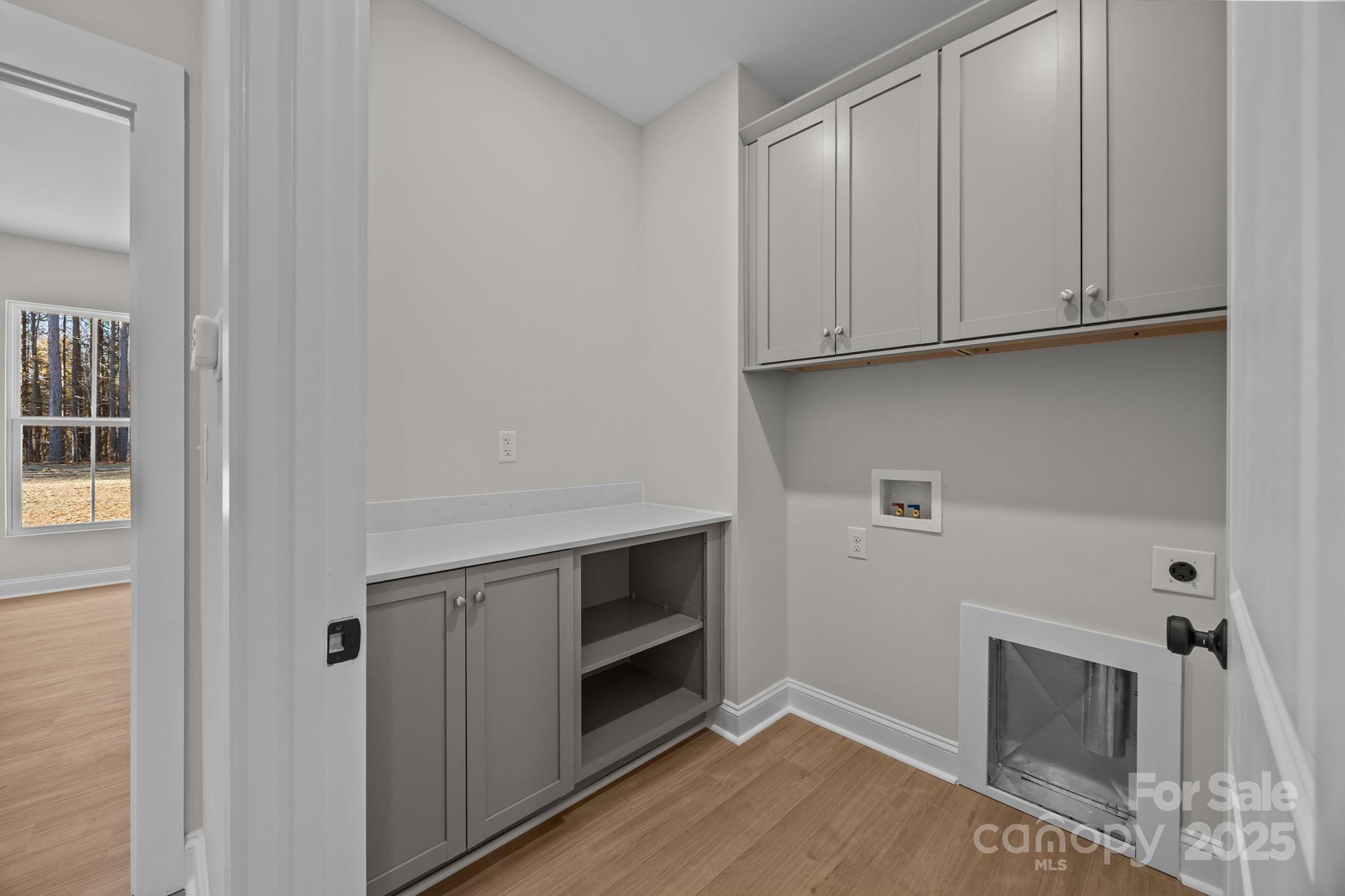 2307 Lee Lawing Road