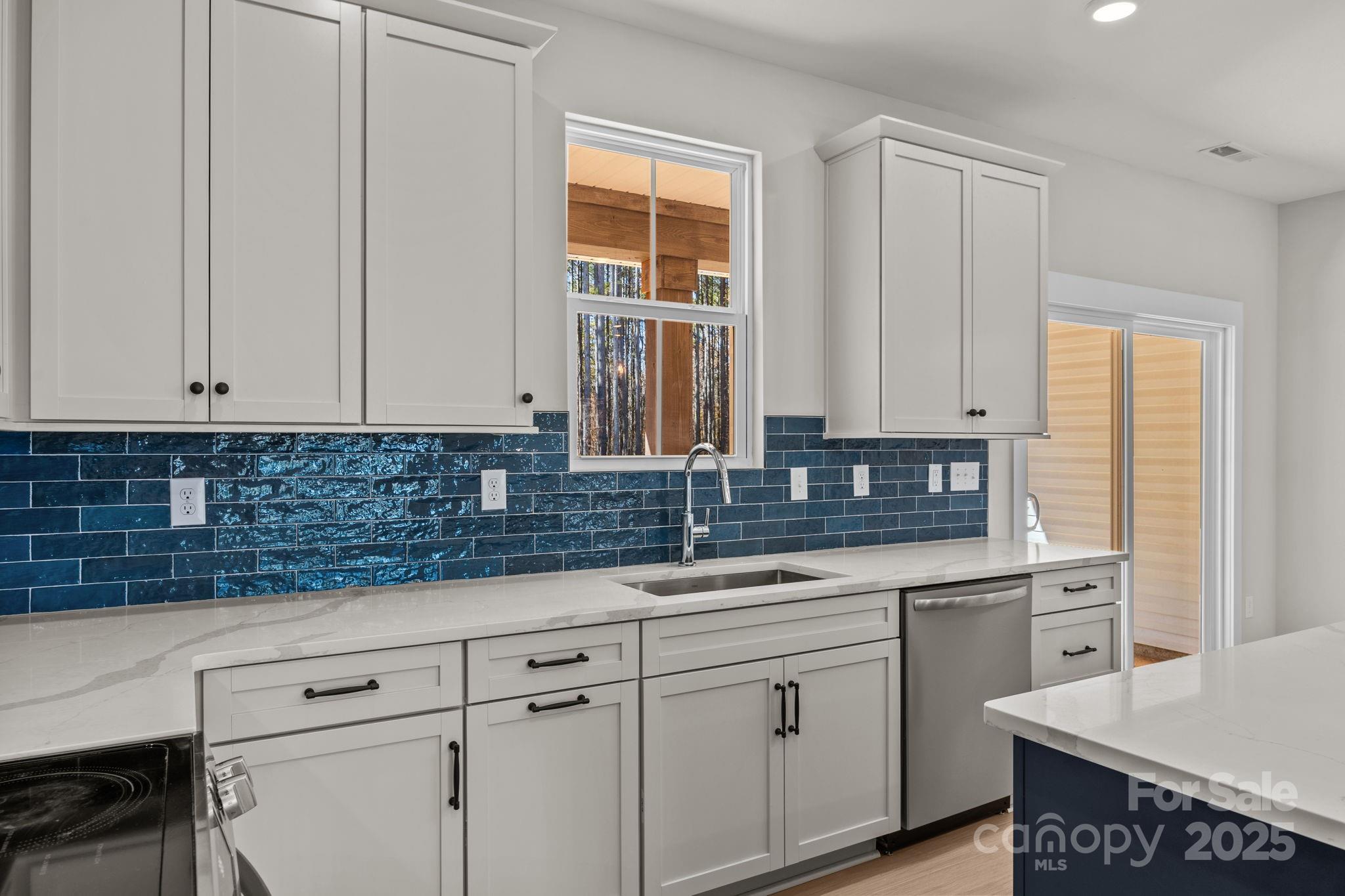 2295 Lee Lawing Road