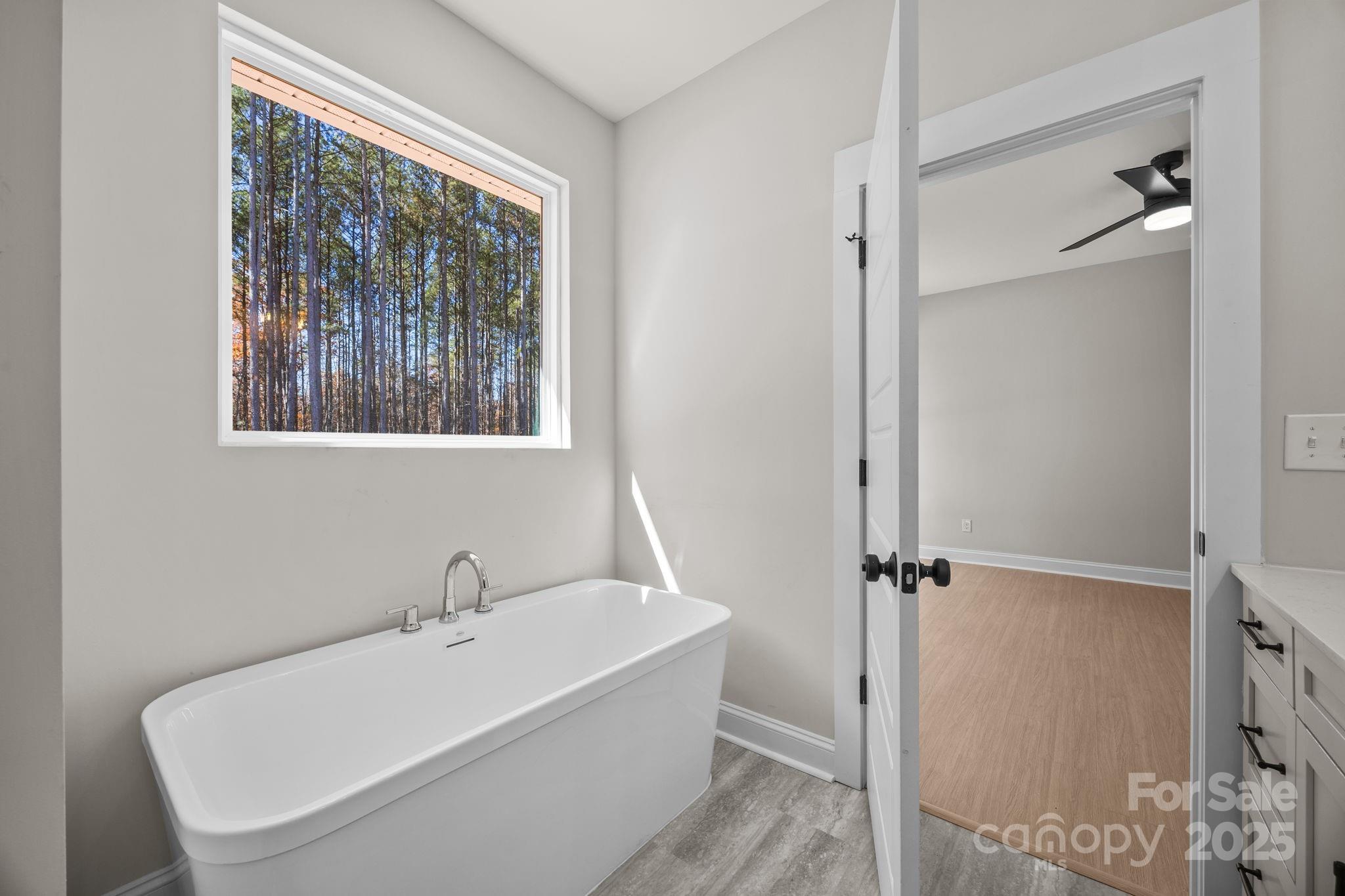 2295 Lee Lawing Road