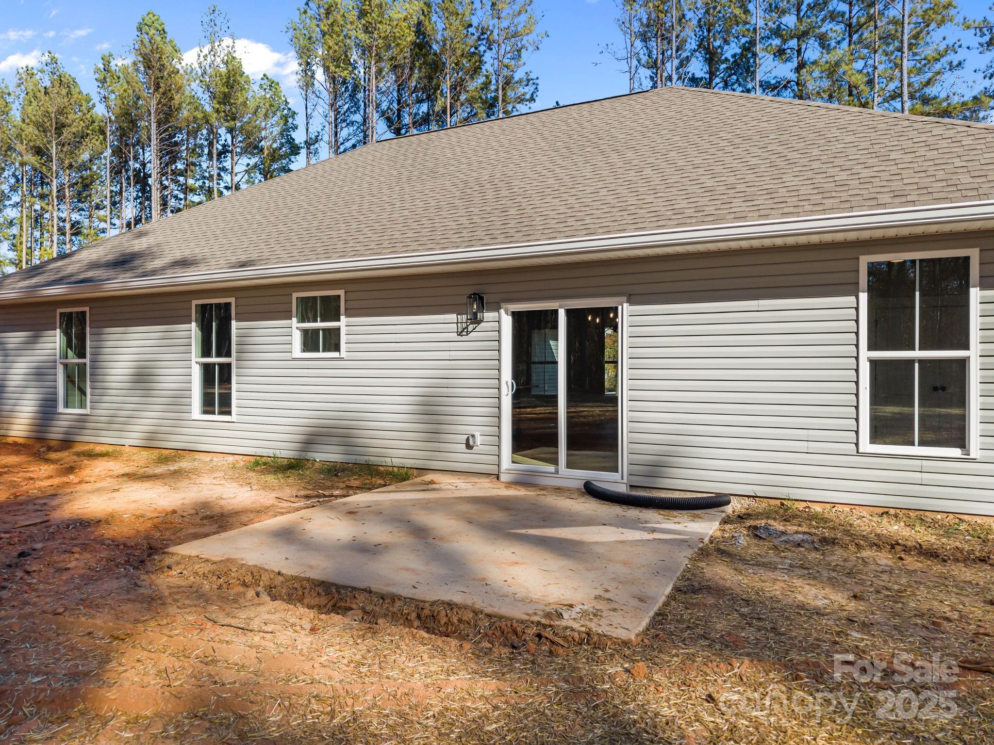 2287 Lee Lawing Road