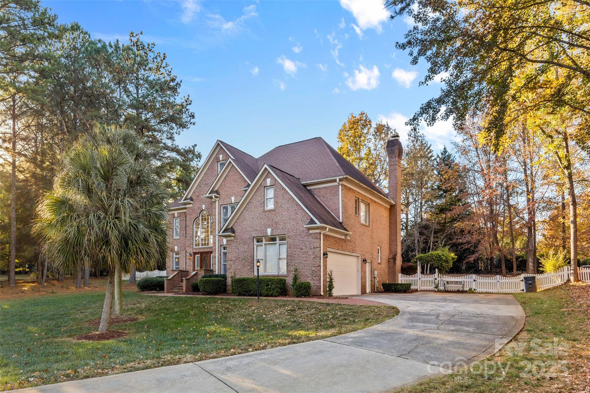 6041 Bluebird Hill Lane