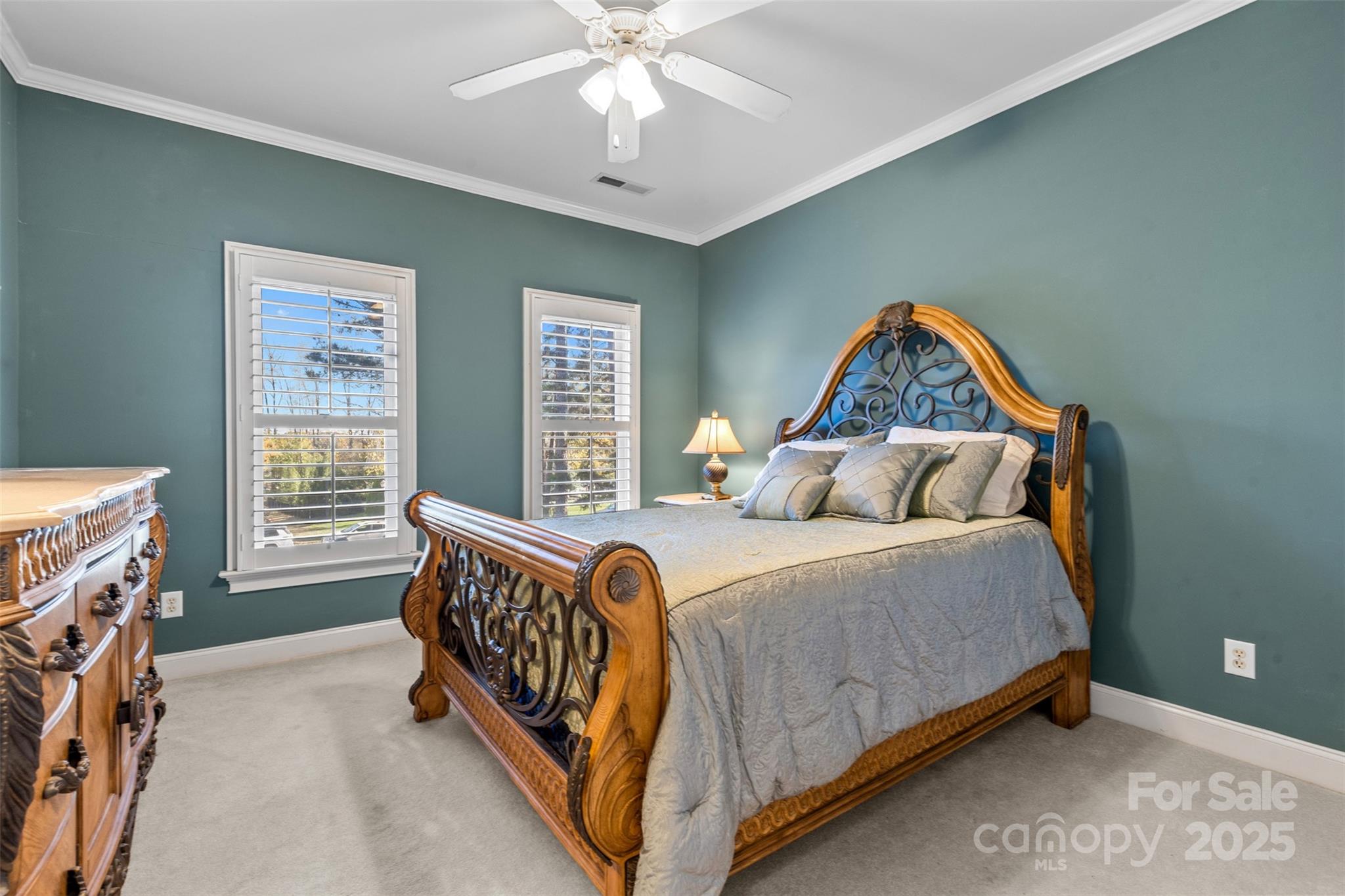 6041 Bluebird Hill Lane