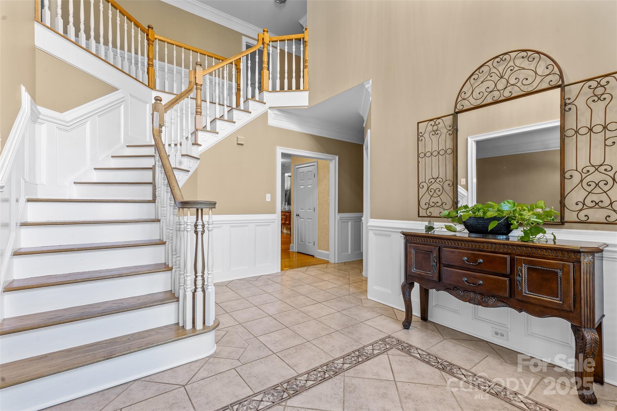 6041 Bluebird Hill Lane