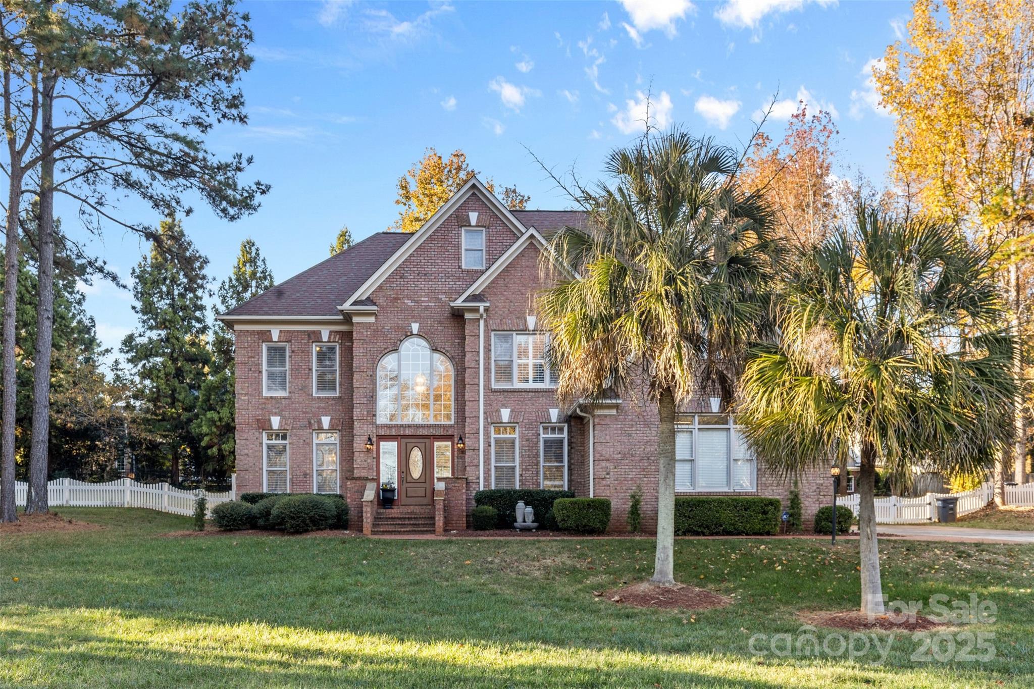 6041 Bluebird Hill Lane