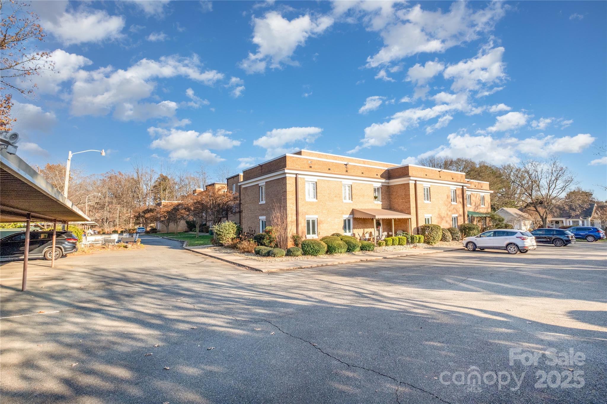 4527 Gaynor Road Unit: 303