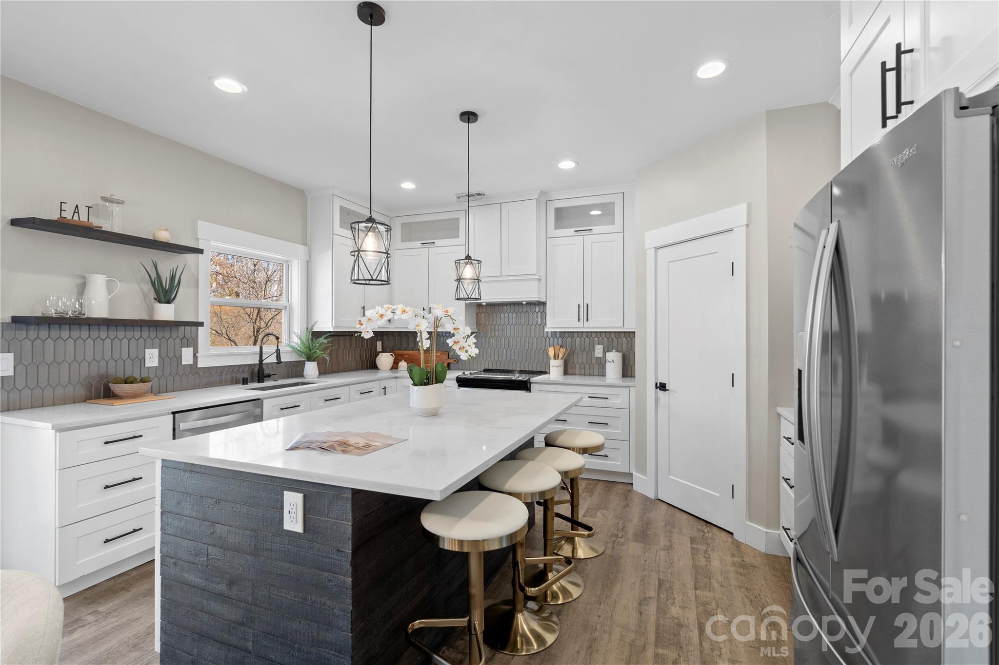 6610 Blackwood Lane