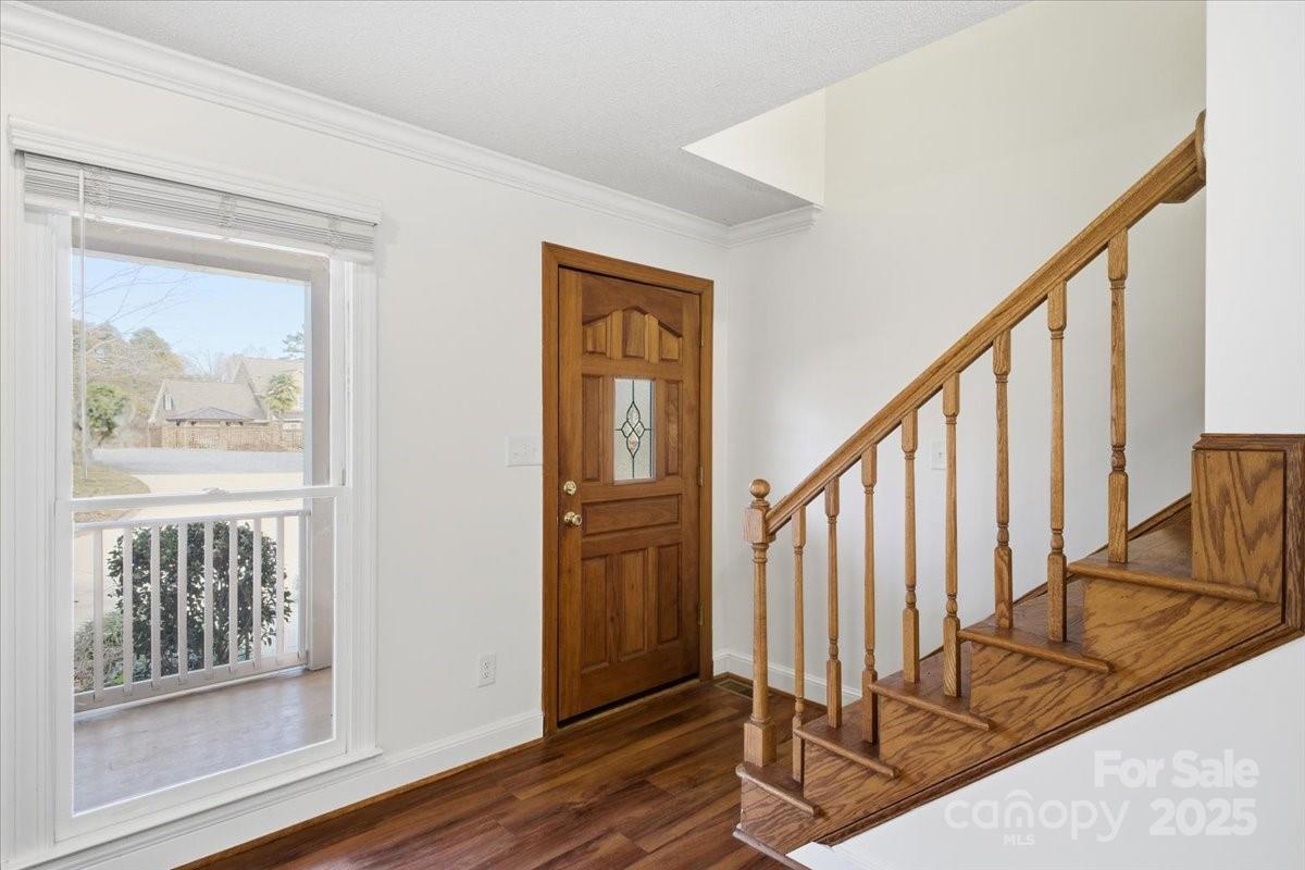 3509 Chapel View Court