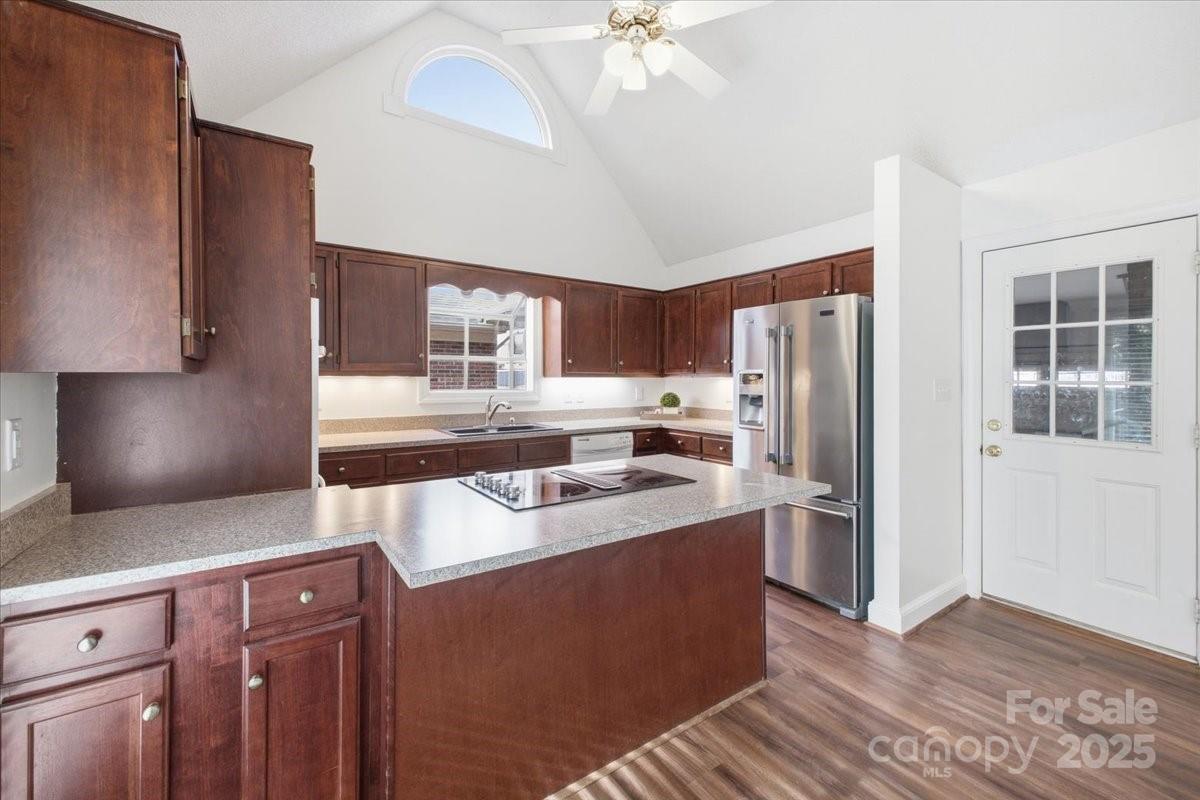 3509 Chapel View Court