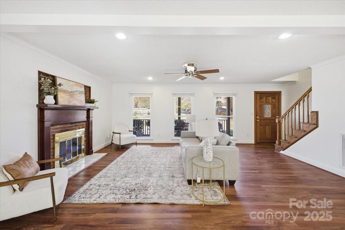 3509 Chapel View Court