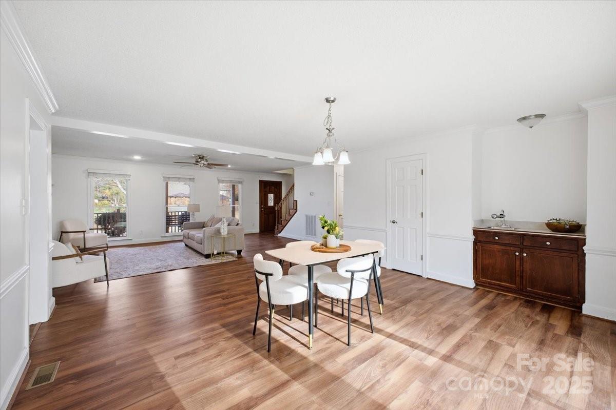 3509 Chapel View Court