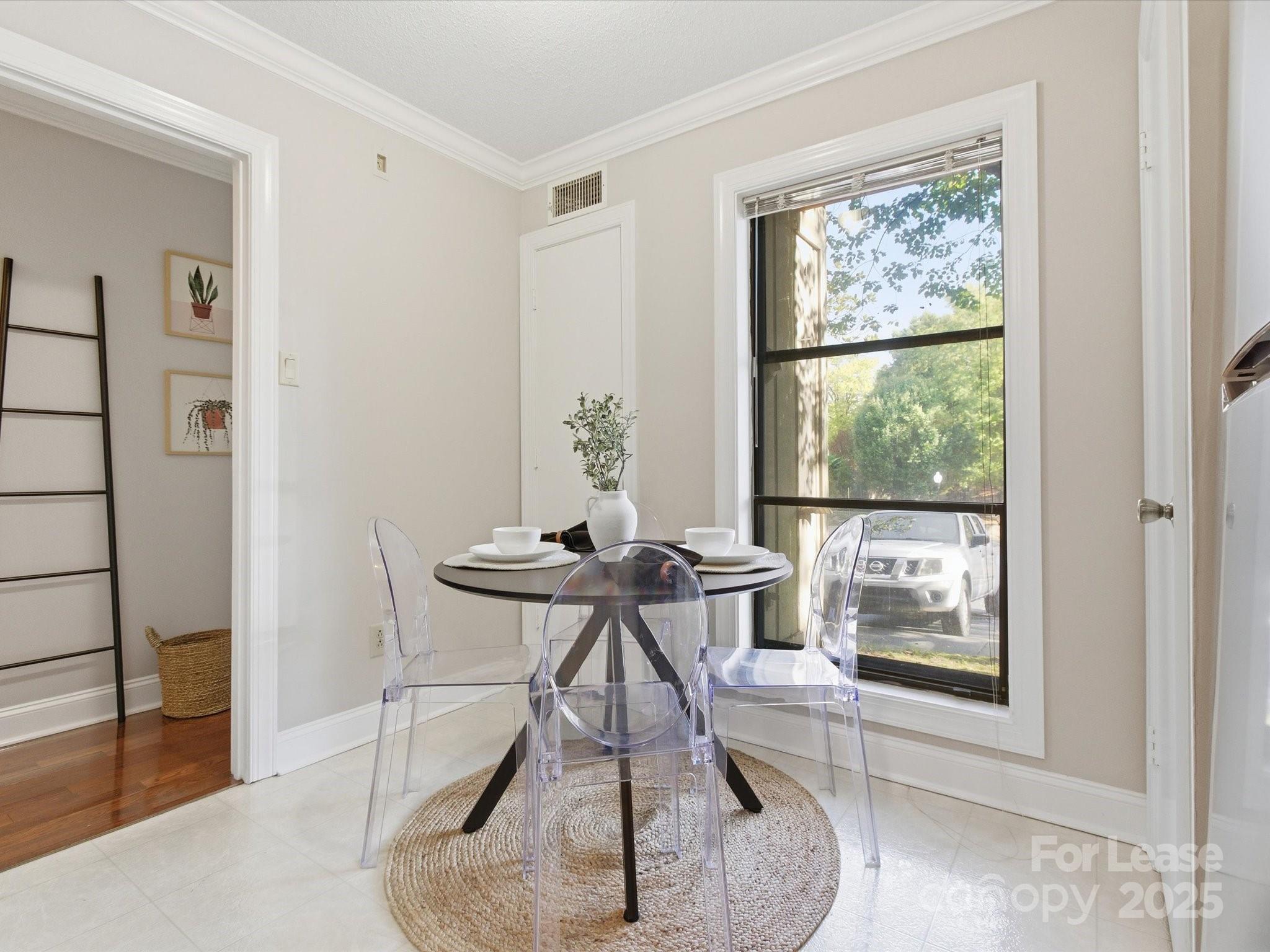 7925 Charter Oak Lane