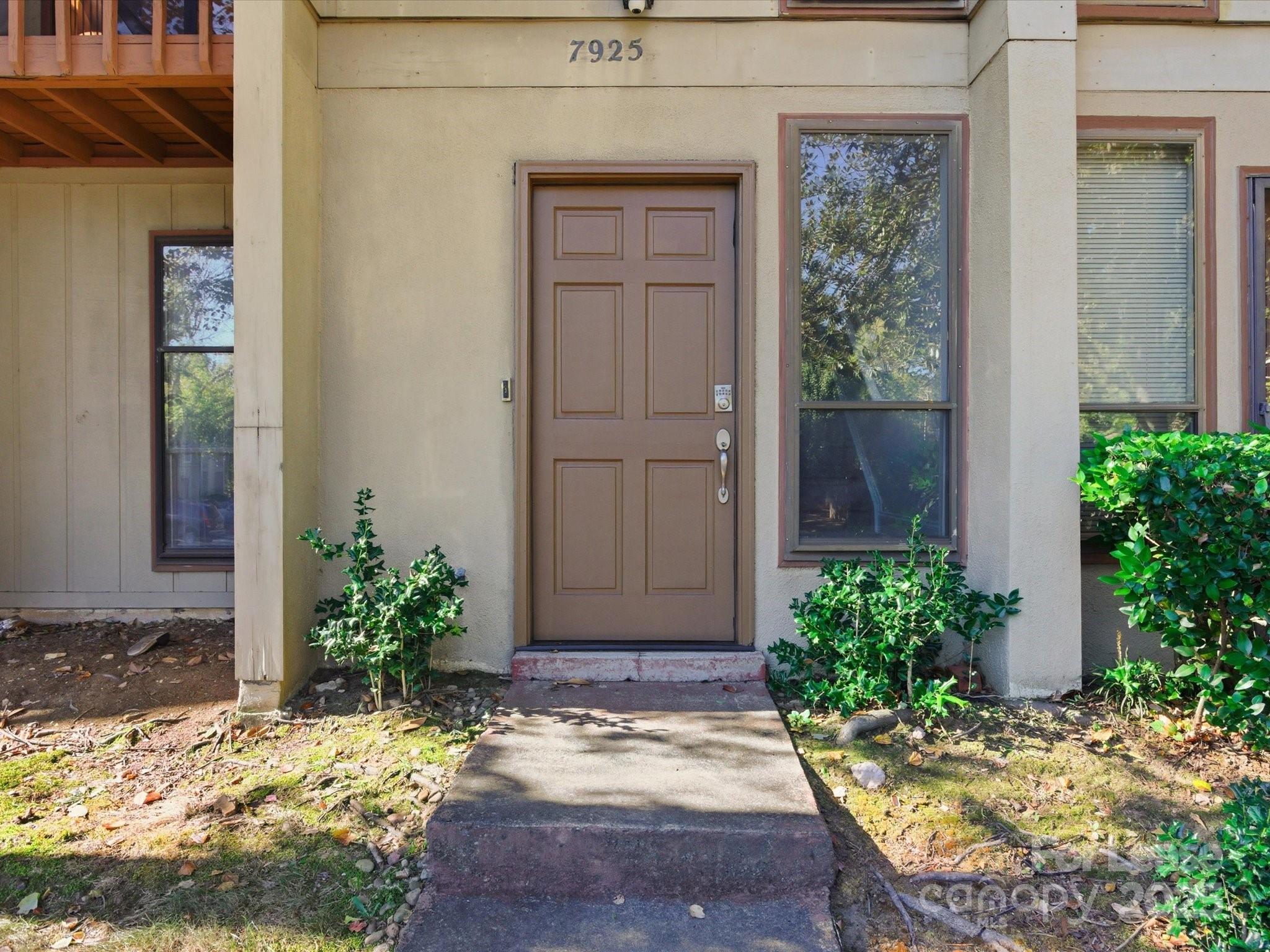 7925 Charter Oak Lane