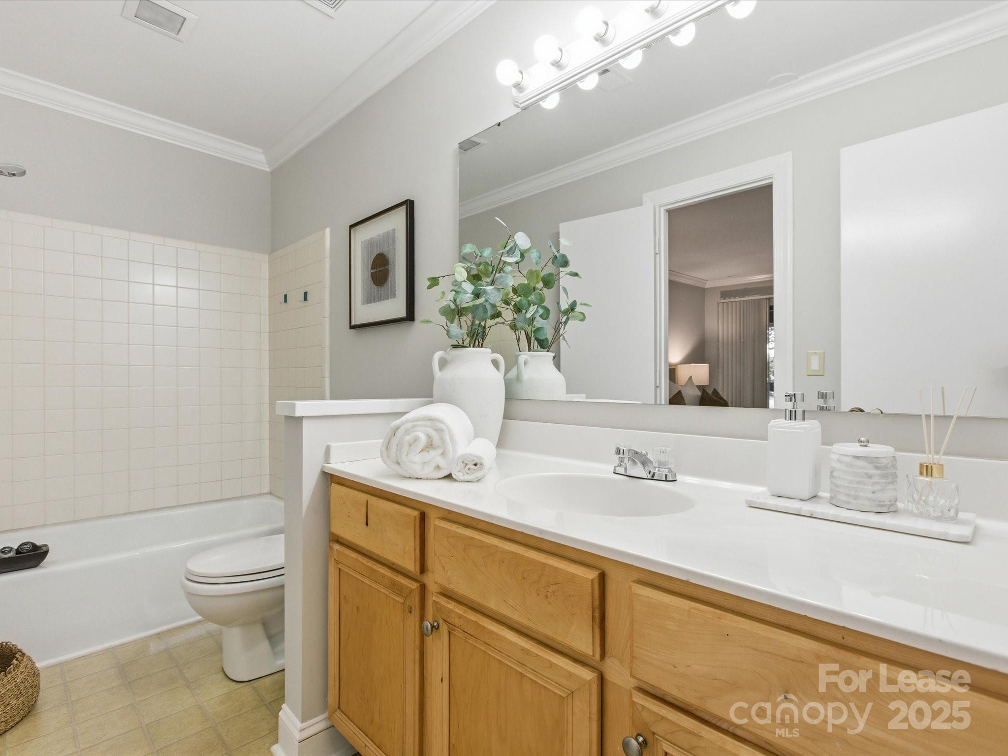 7925 Charter Oak Lane