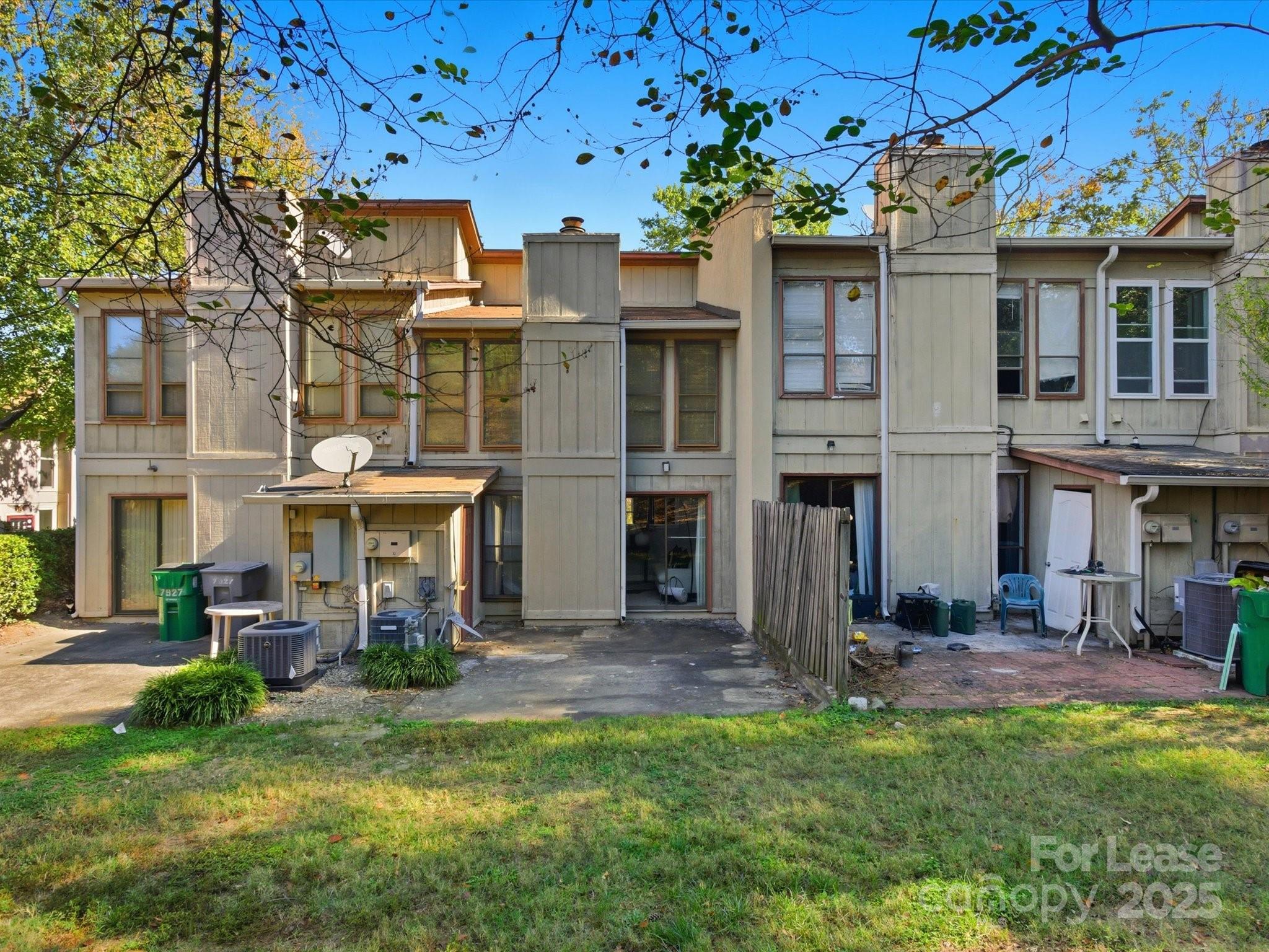 7925 Charter Oak Lane