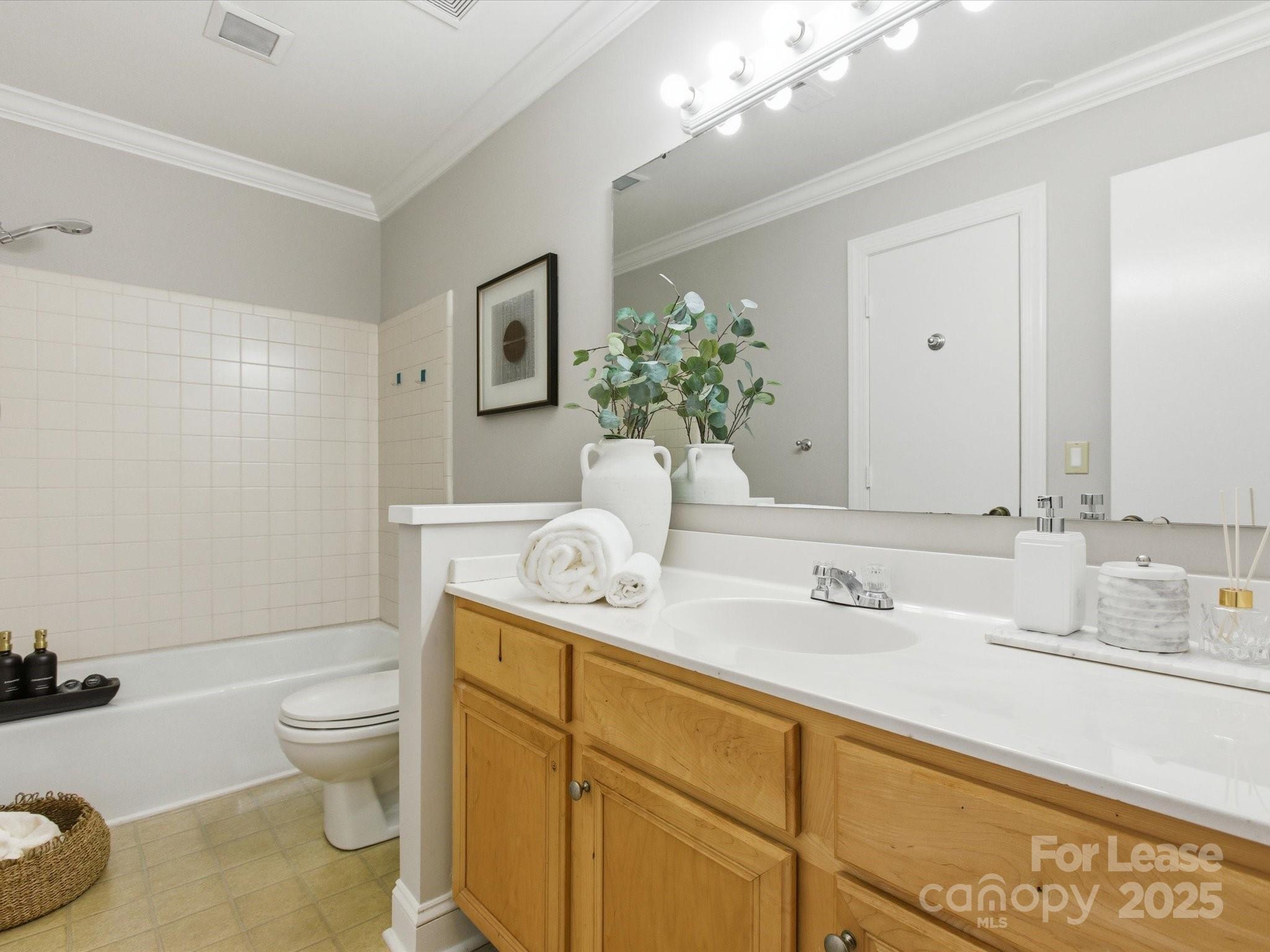 7925 Charter Oak Lane