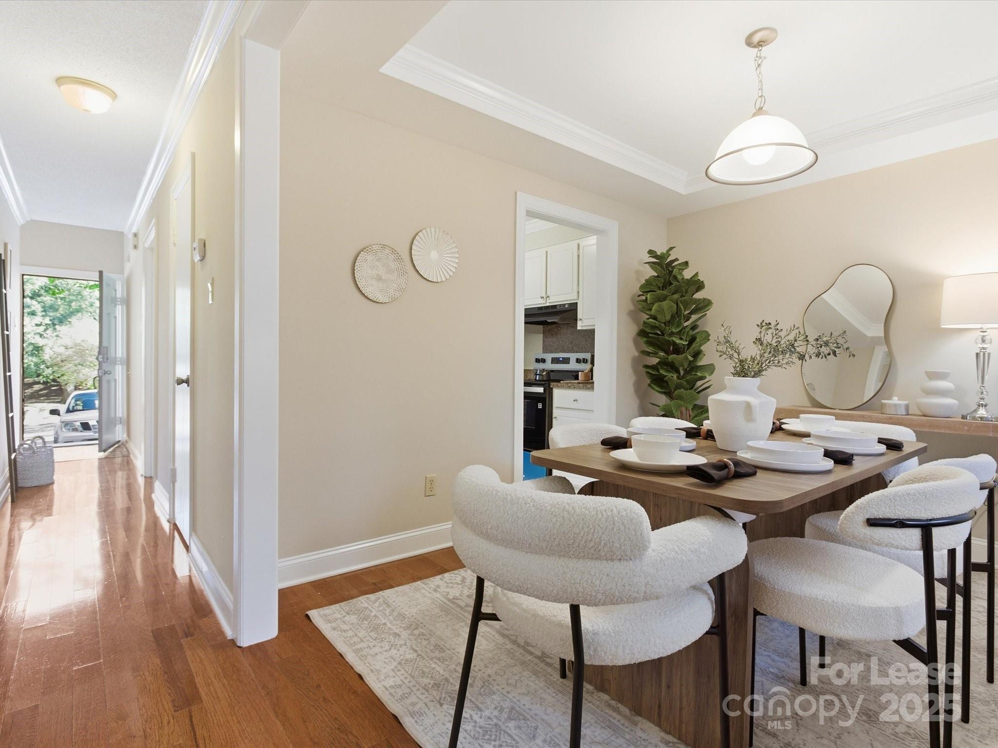 7925 Charter Oak Lane