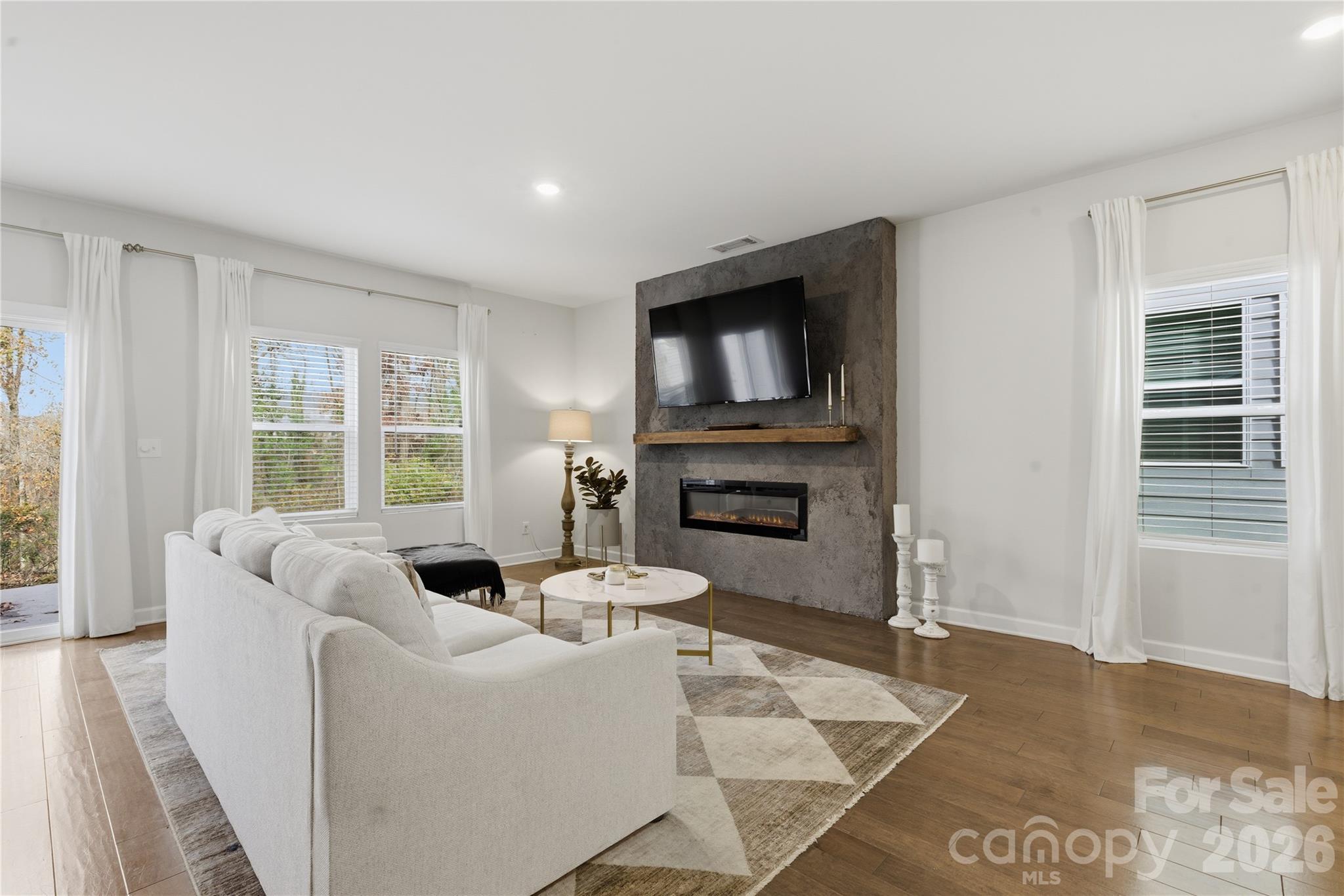 3528 Auburn Curb Road