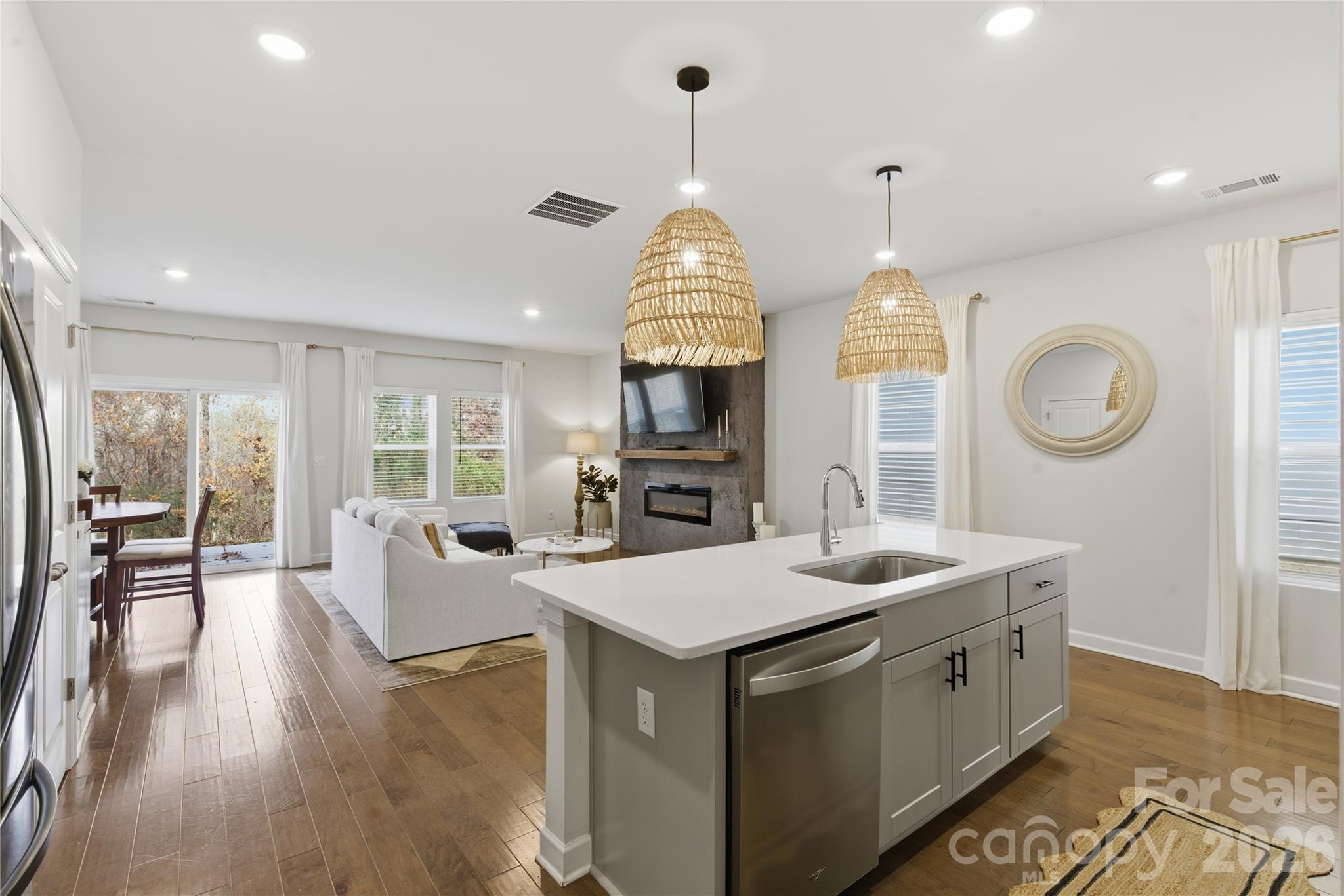 3528 Auburn Curb Road