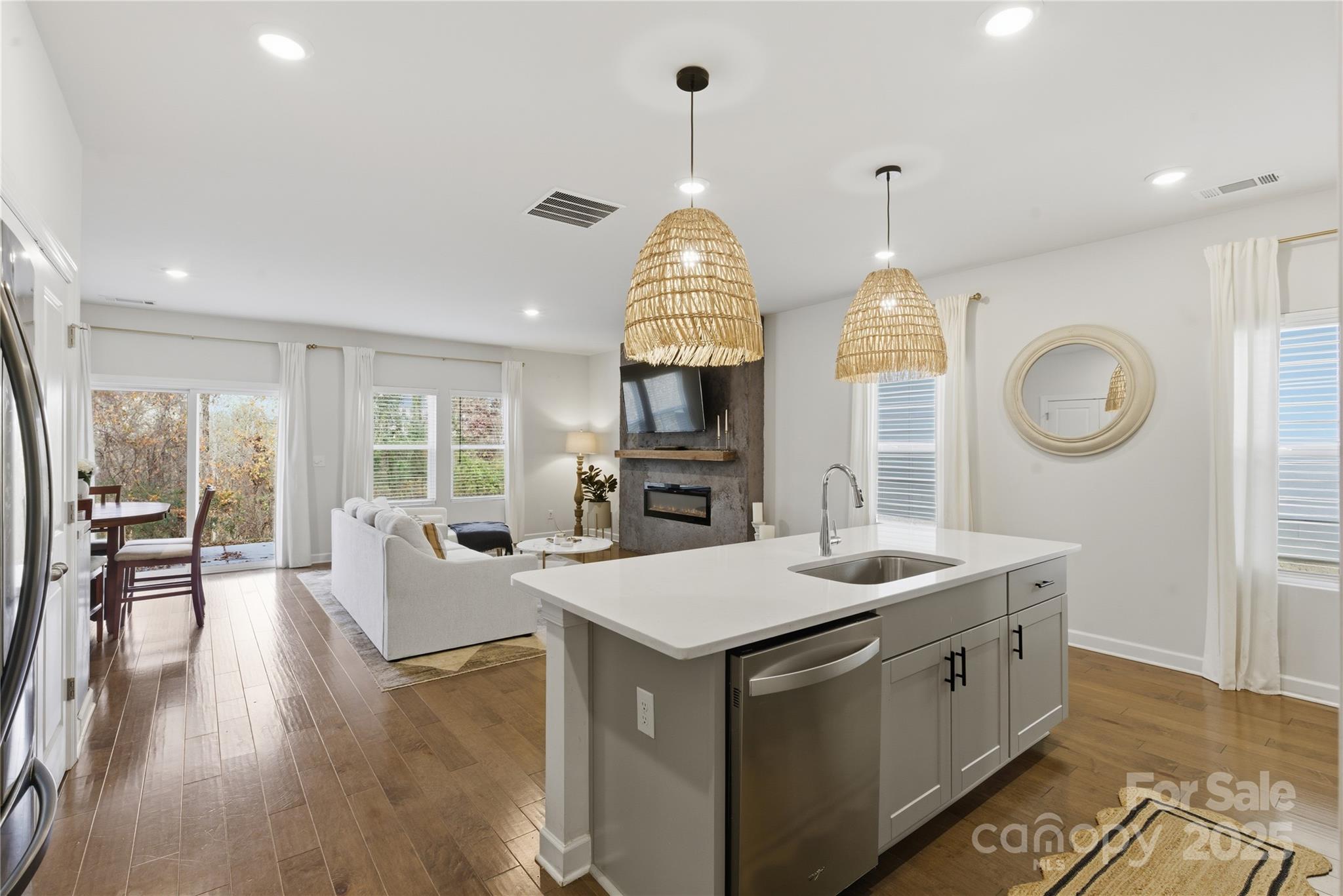 3528 Auburn Curb Road