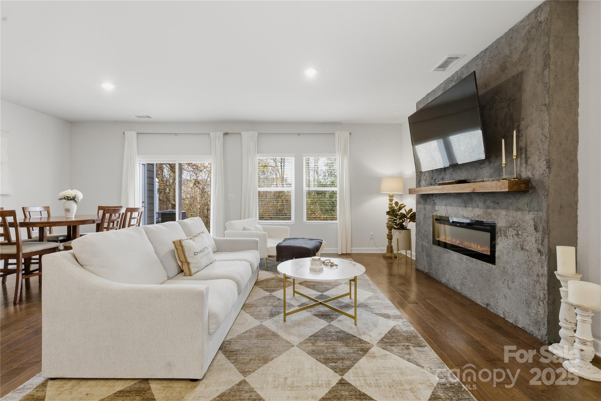 3528 Auburn Curb Road