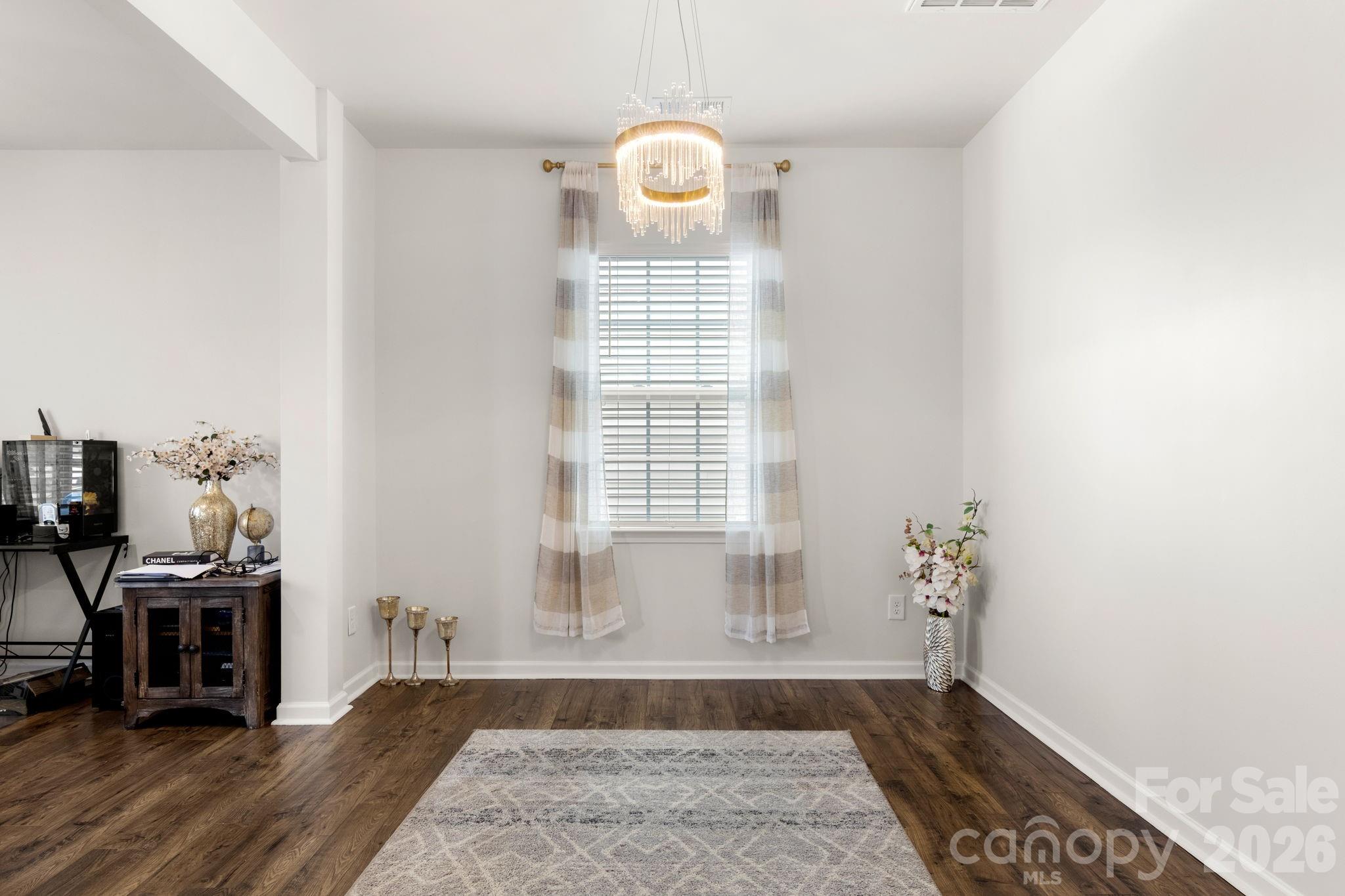 9142 Mackinaw Drive