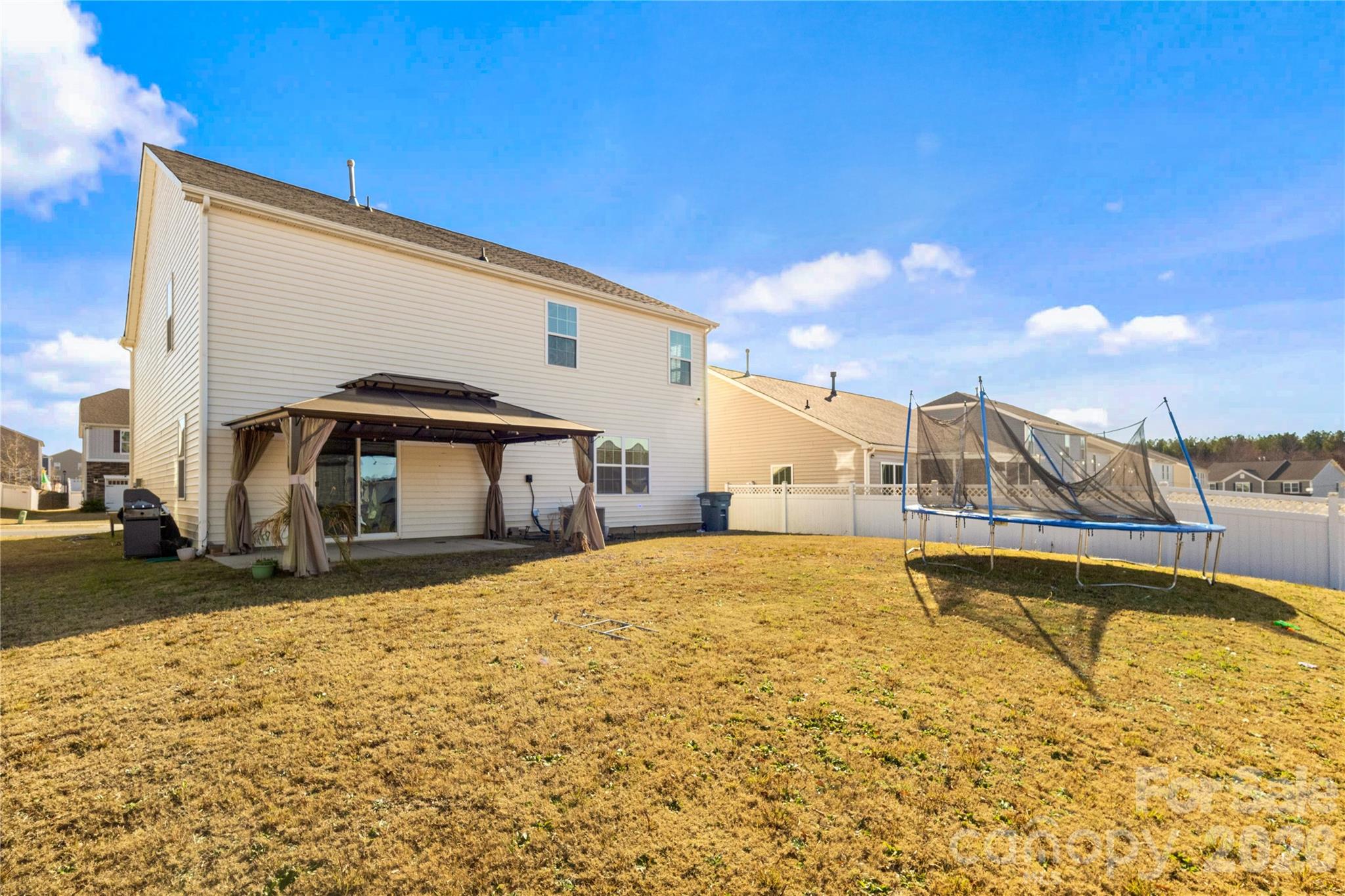 9142 Mackinaw Drive