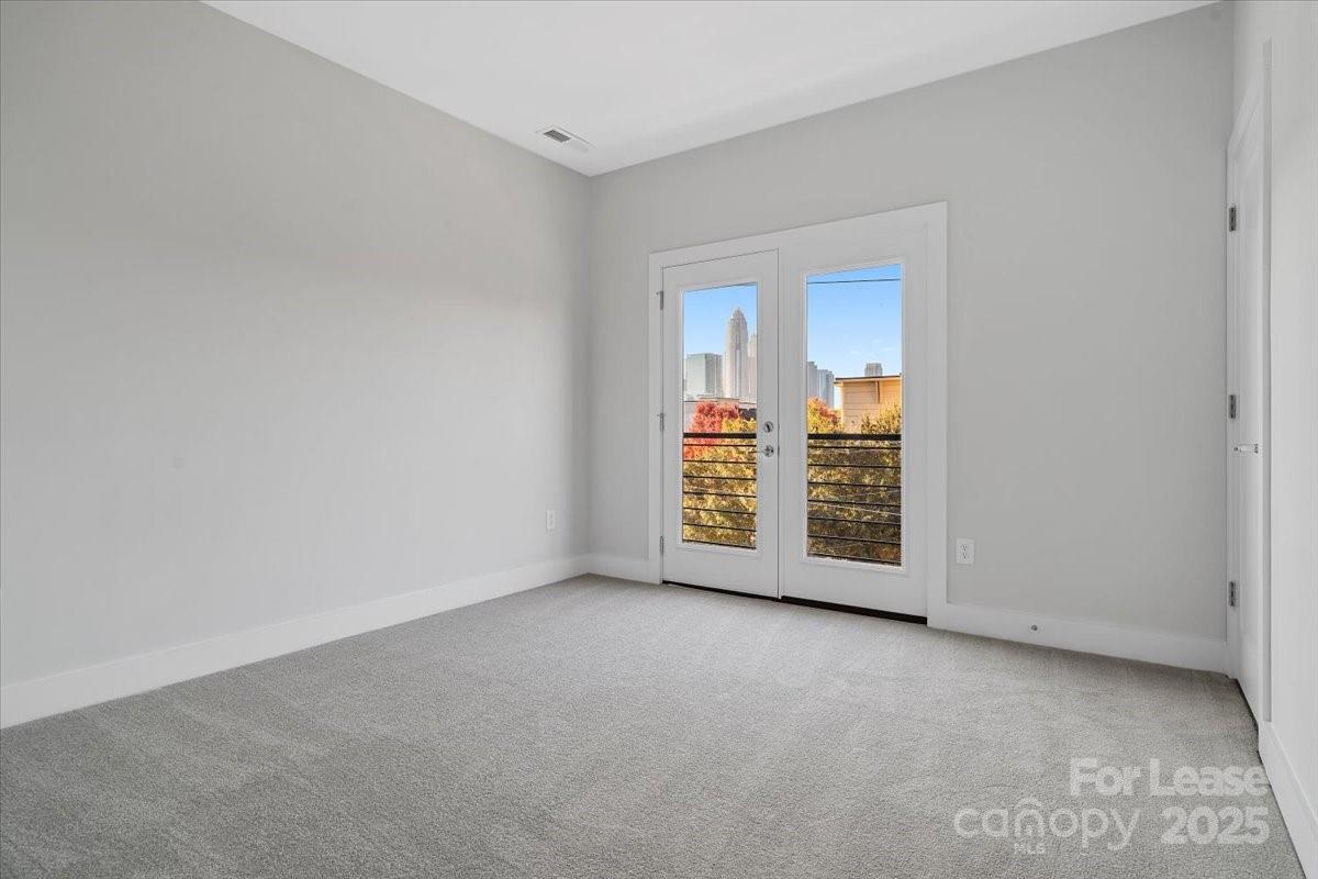 12147 Brooklyn Avenue