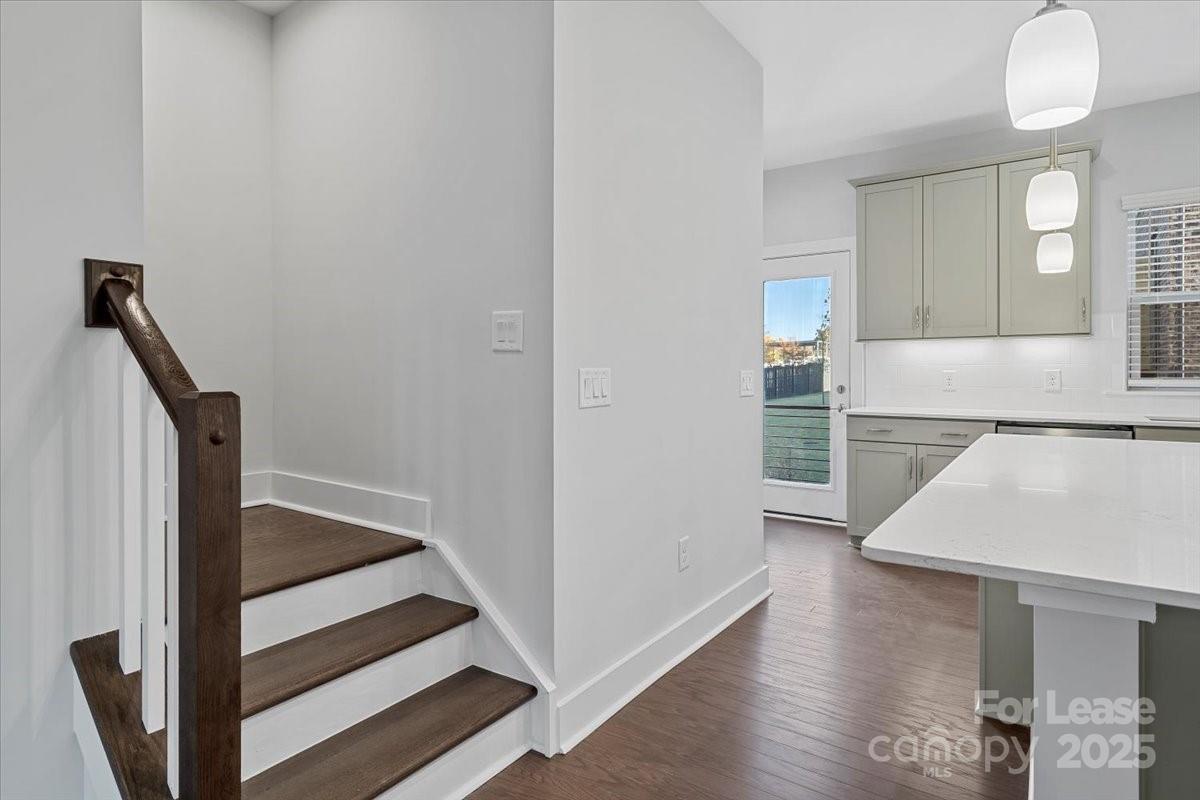 12147 Brooklyn Avenue