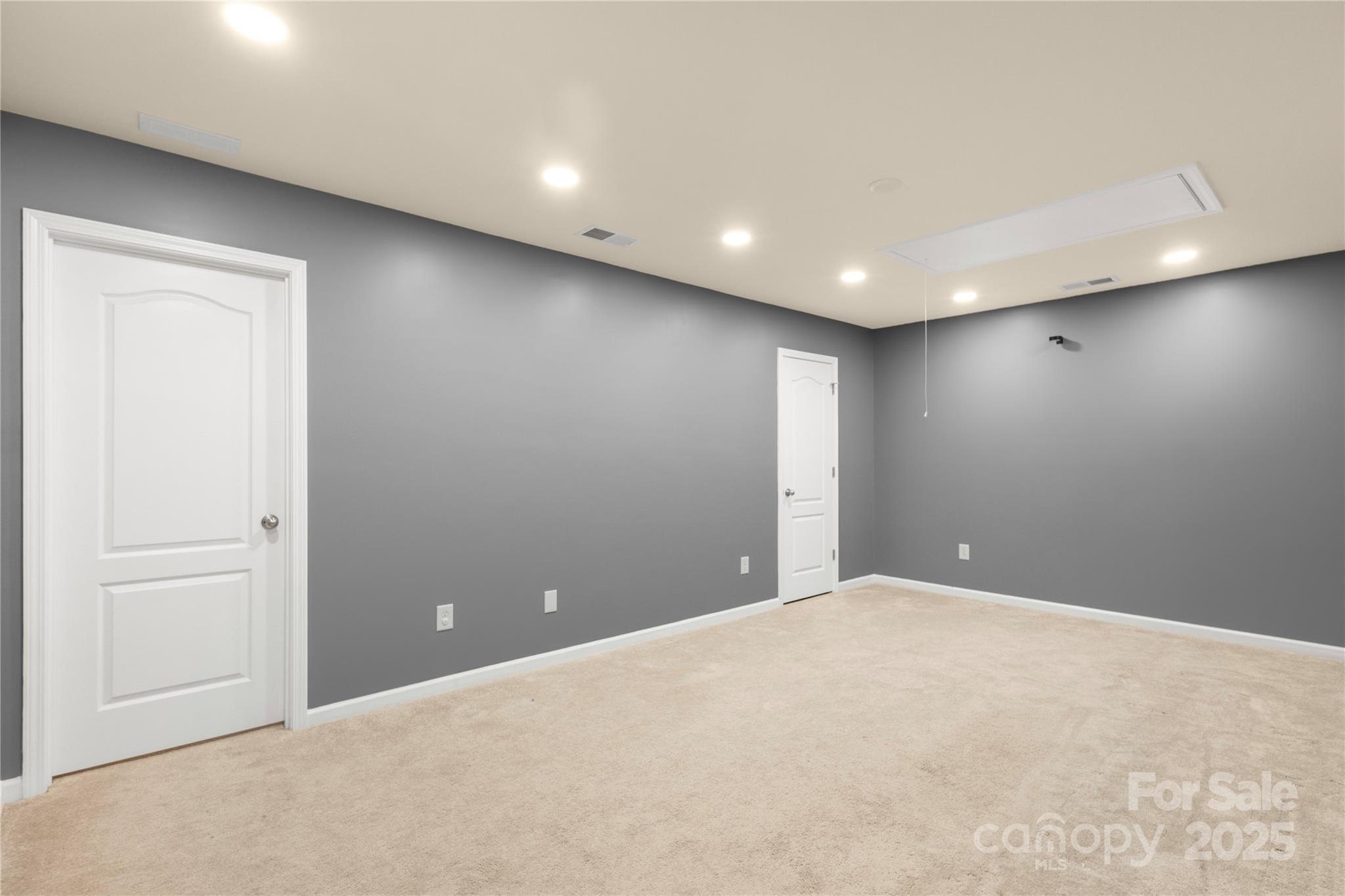 2617 Winter Thistle Way