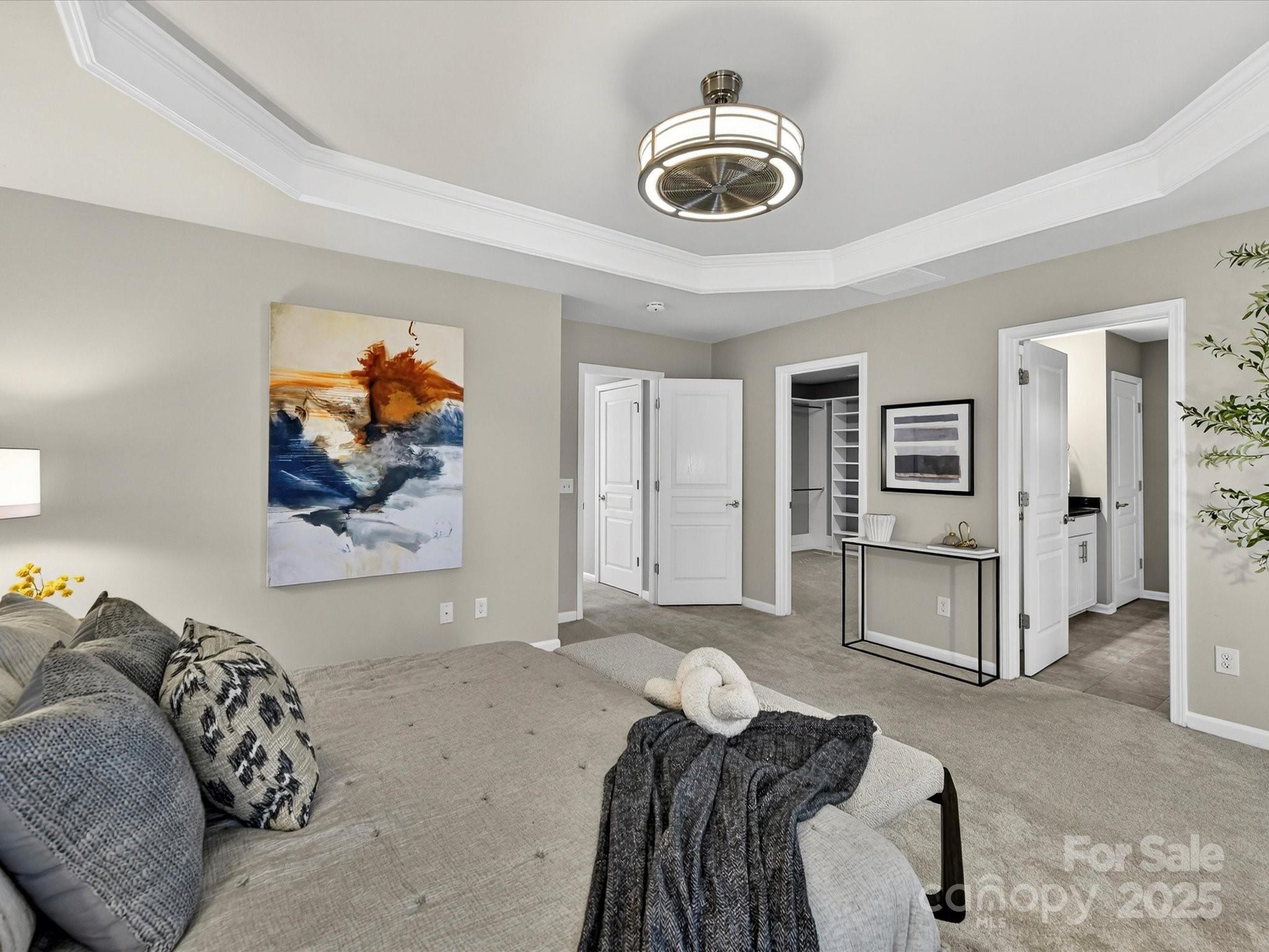 2568 Royal York Avenue