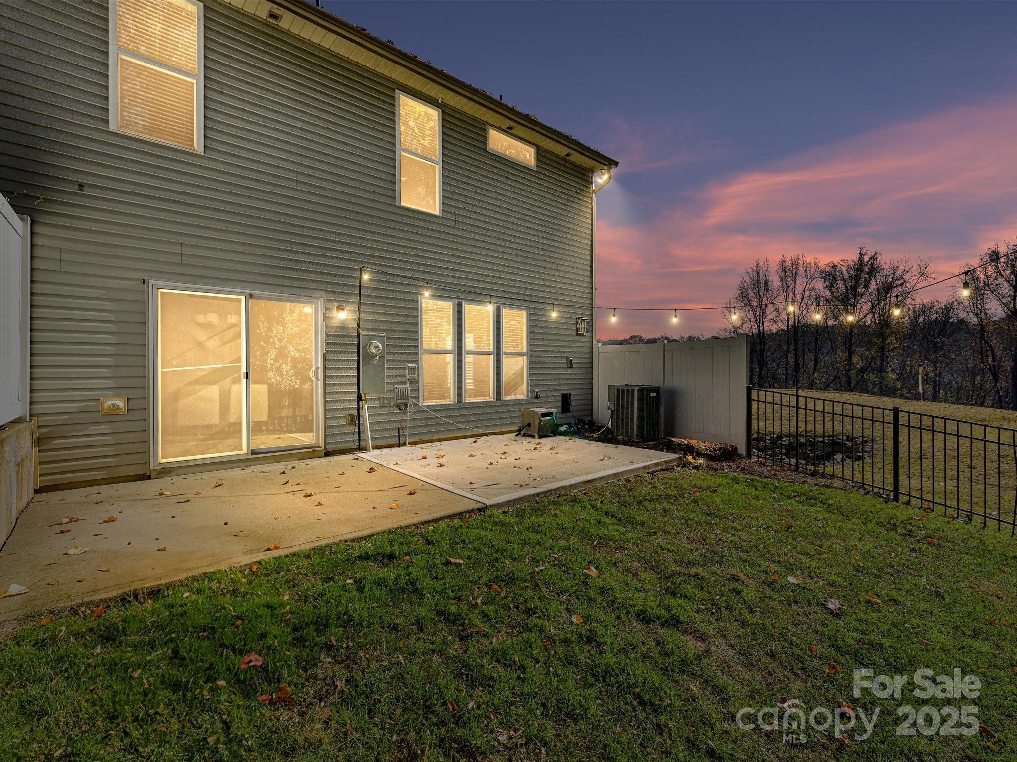 2568 Royal York Avenue