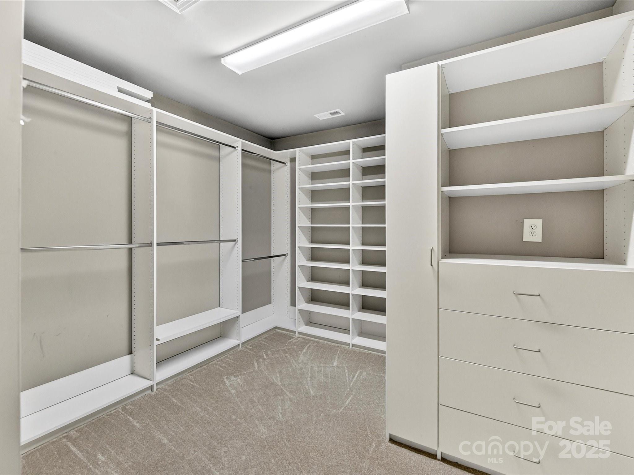 2568 Royal York Avenue